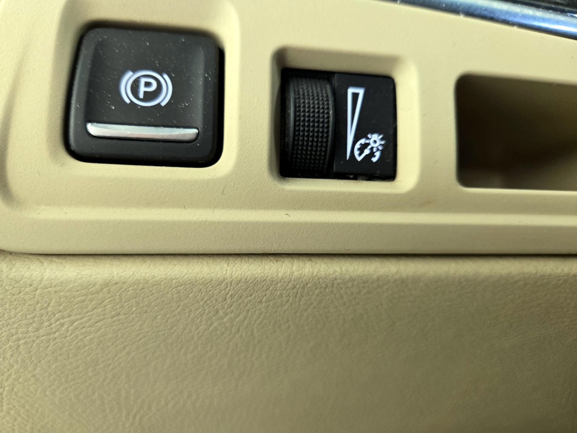 Thumbnail: 2018 Cadillac XT5 - 13