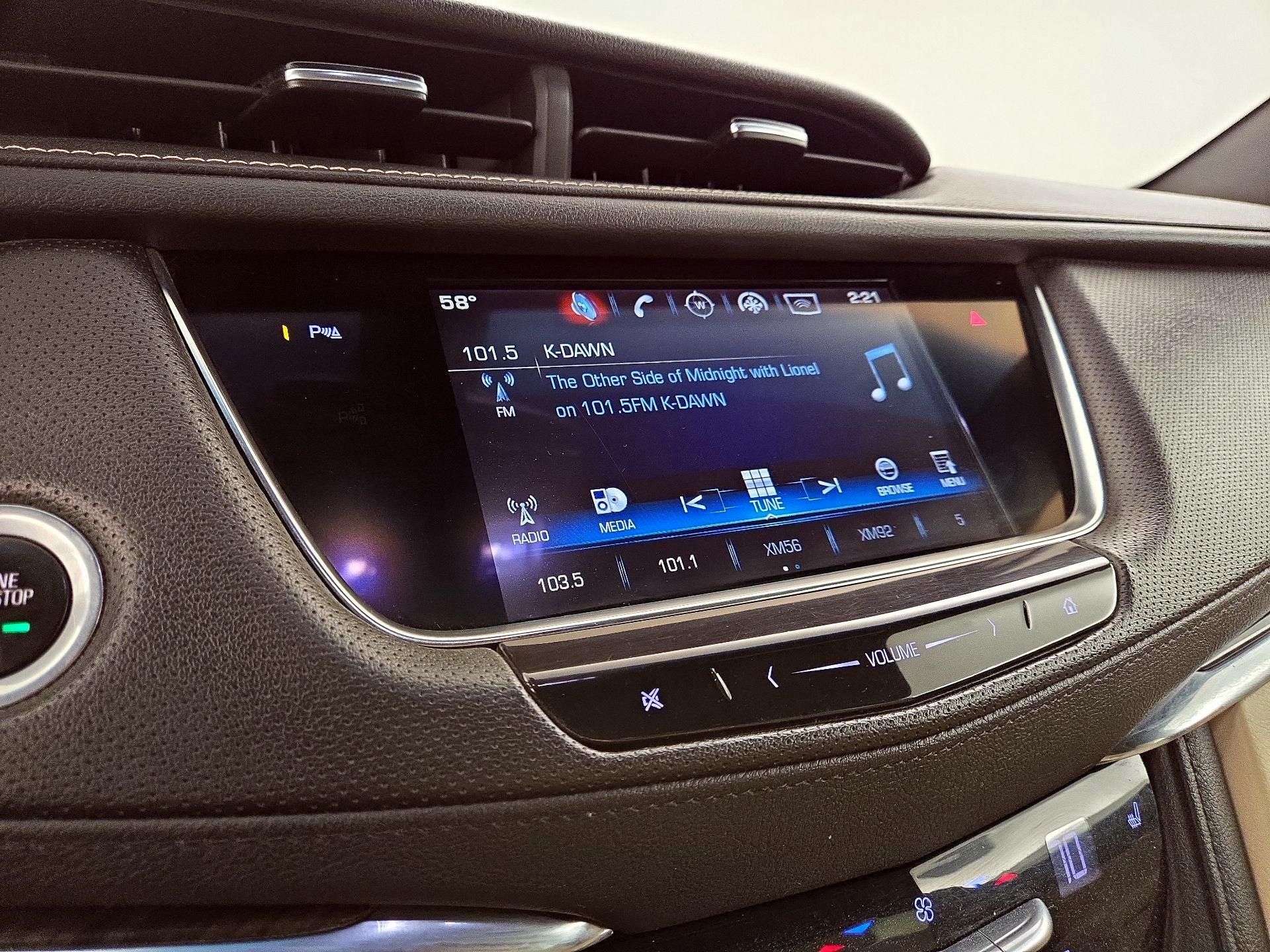 Thumbnail: 2018 Cadillac XT5 - 15