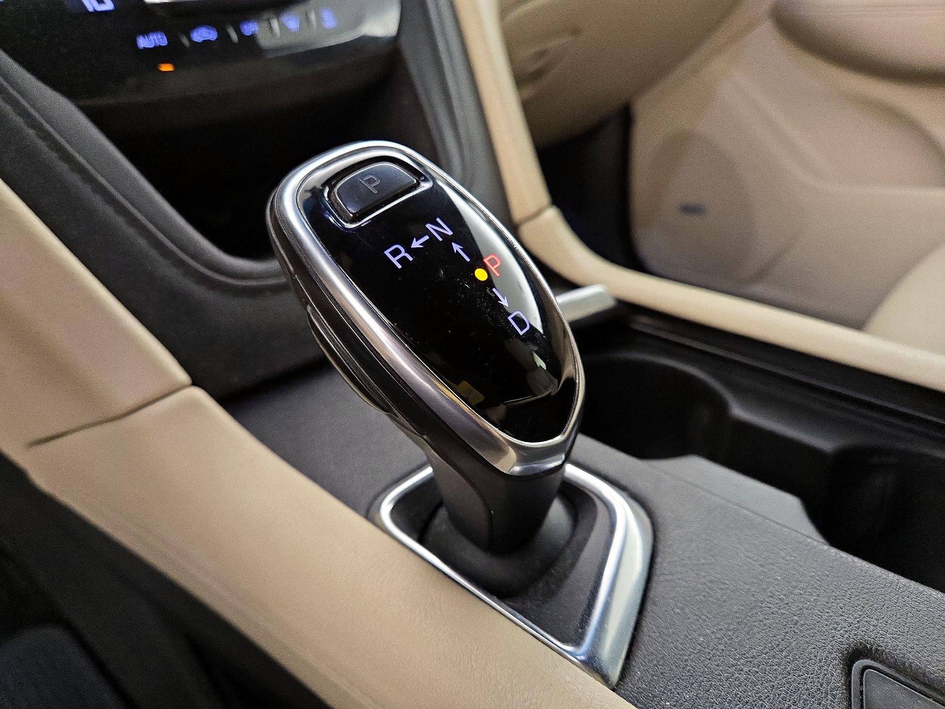 Thumbnail: 2018 Cadillac XT5 - 17