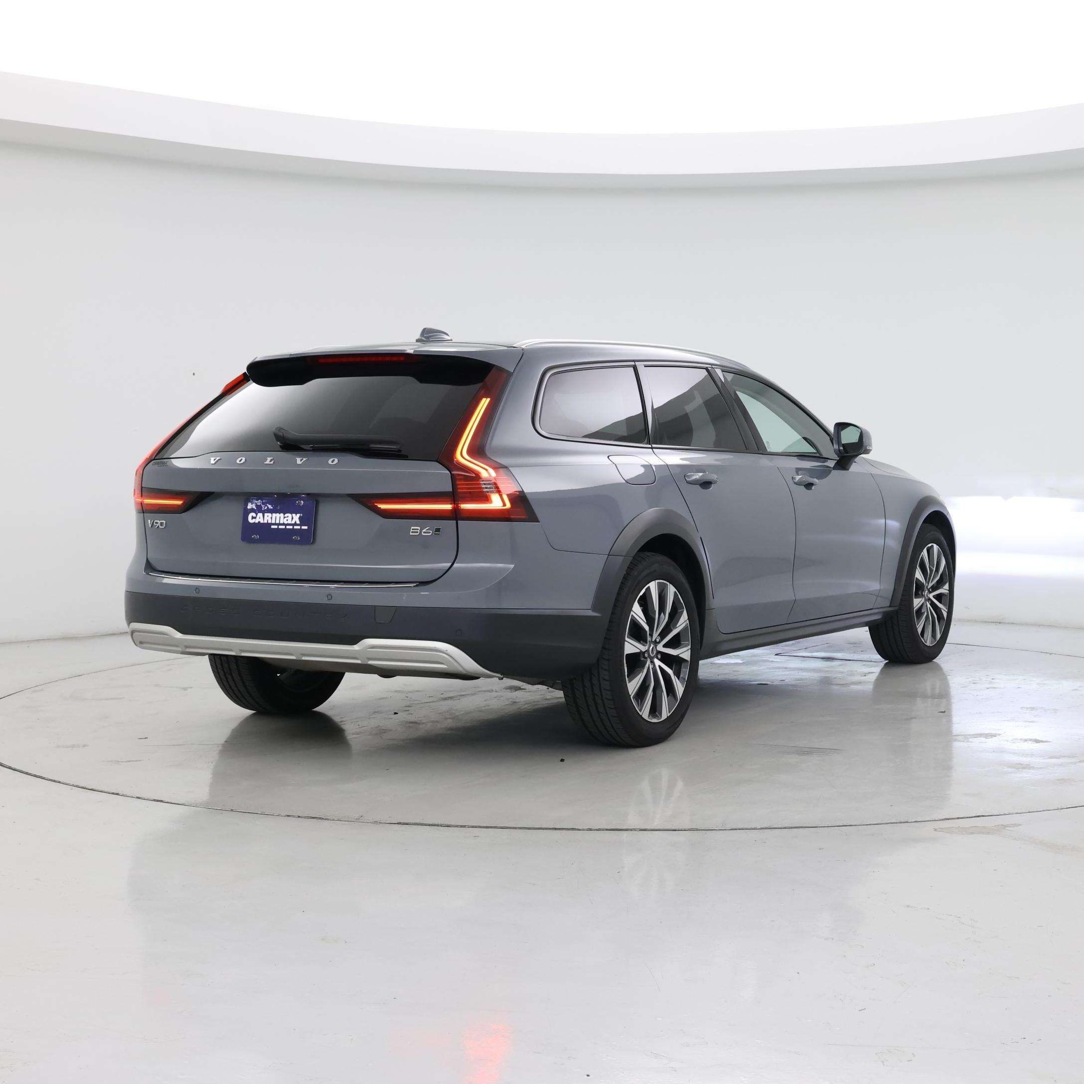 Thumbnail: 2022 Volvo S90 - 8