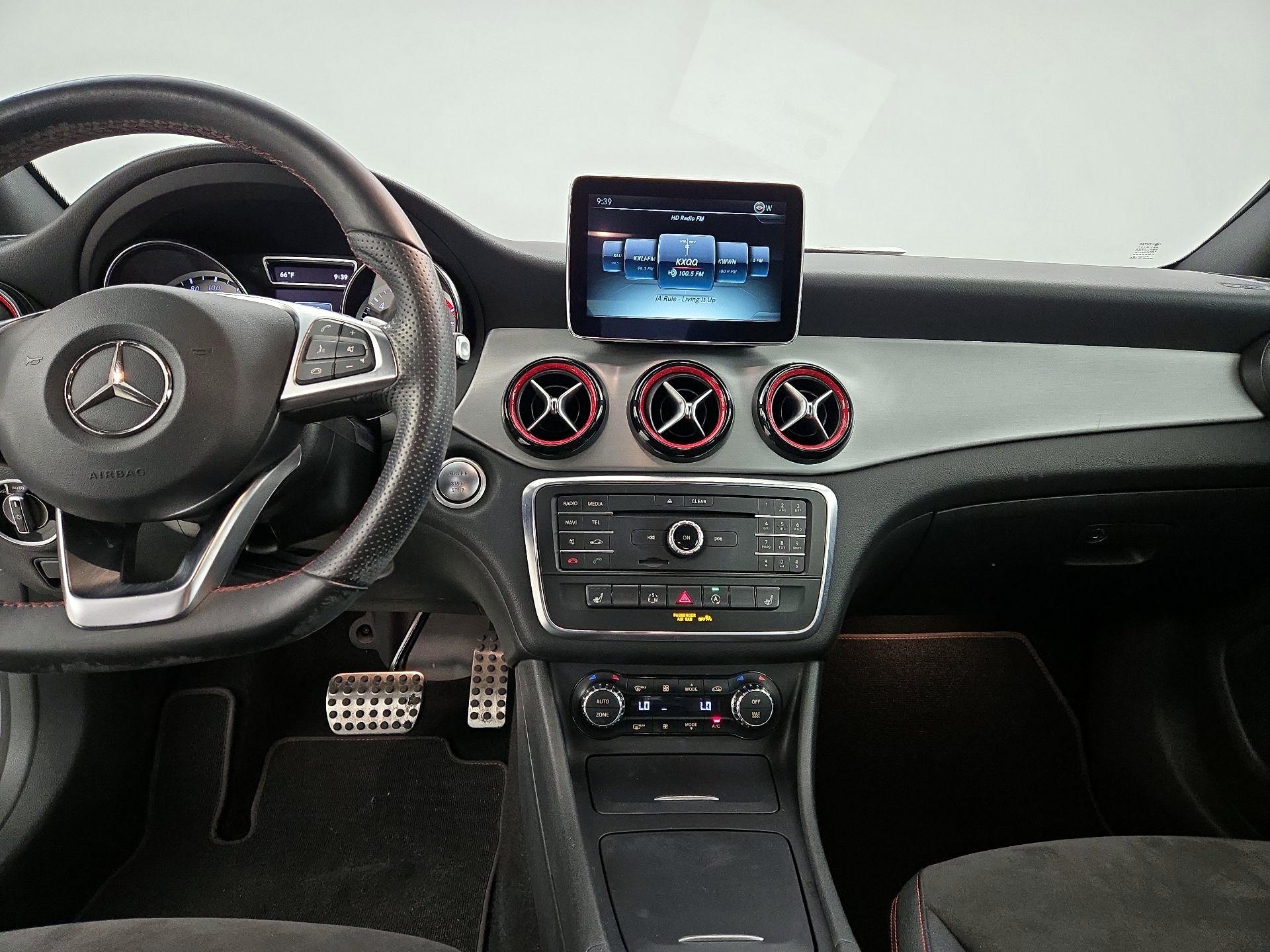 Thumbnail: 2015 Mercedes-Benz CLA - 9