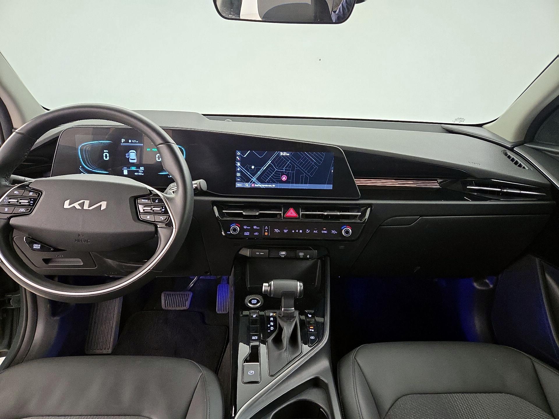 Thumbnail: 2023 Kia Niro - 9