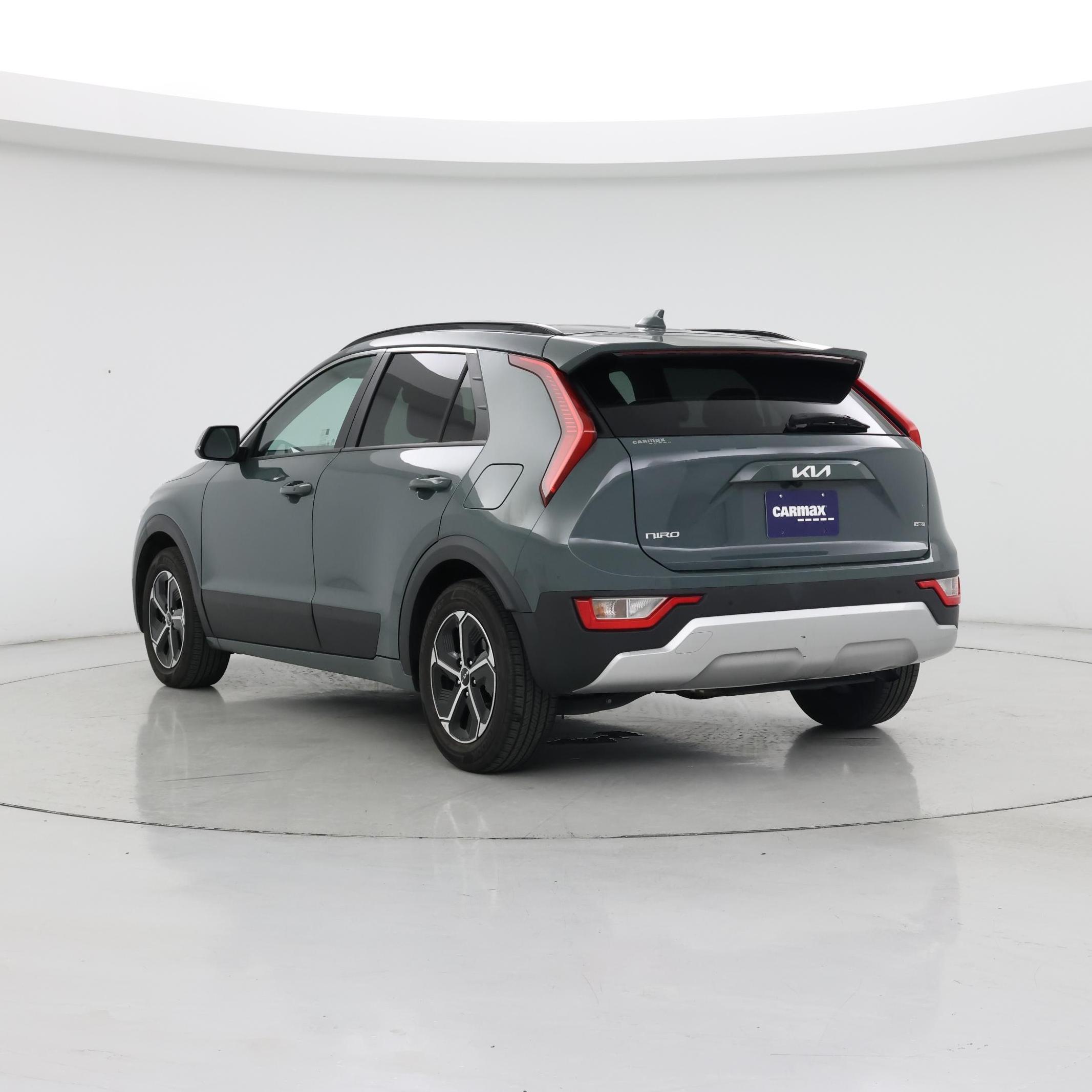 Thumbnail: 2023 Kia Niro - 2