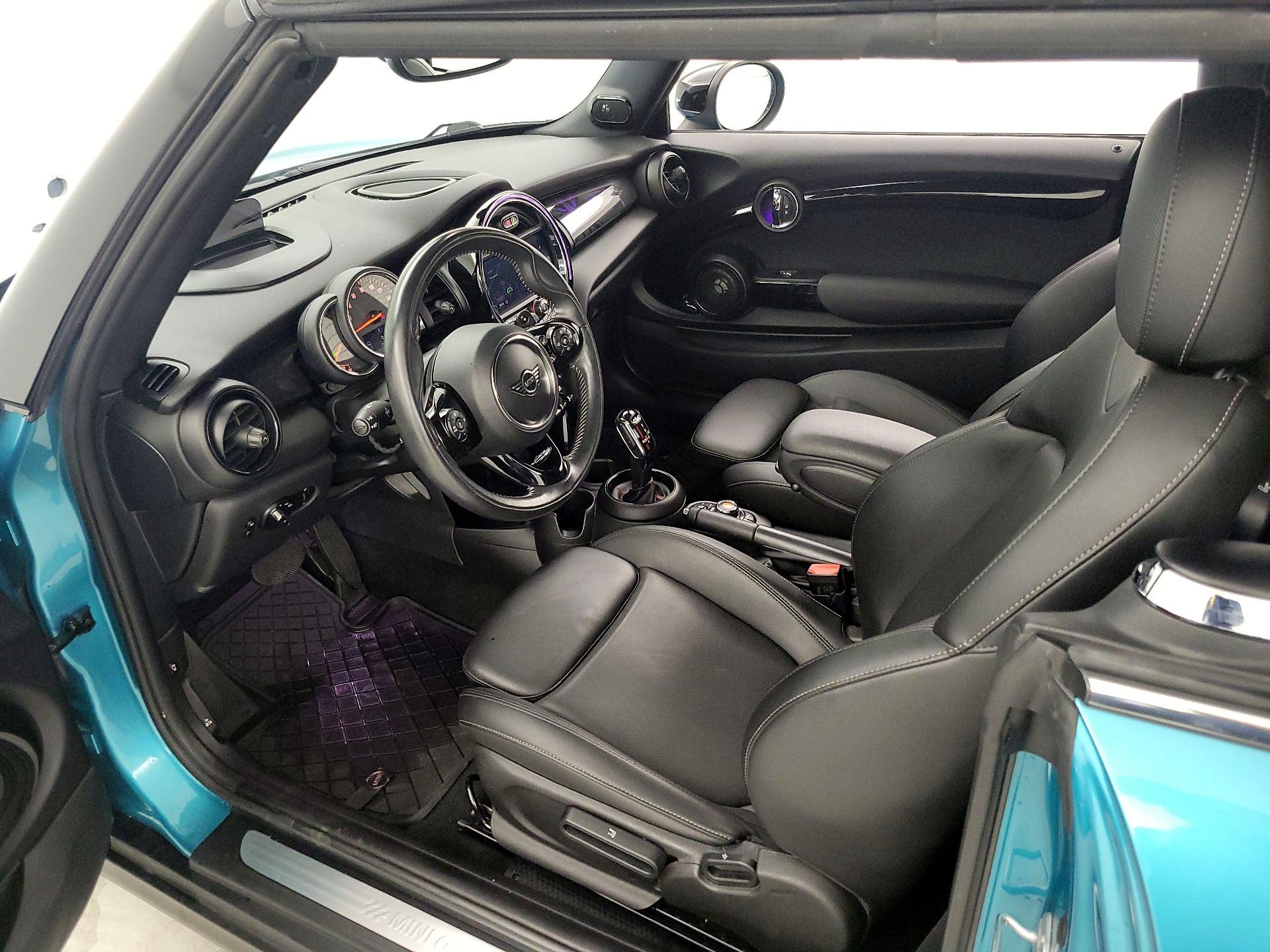 Thumbnail: 2020 MINI Cooper - 11