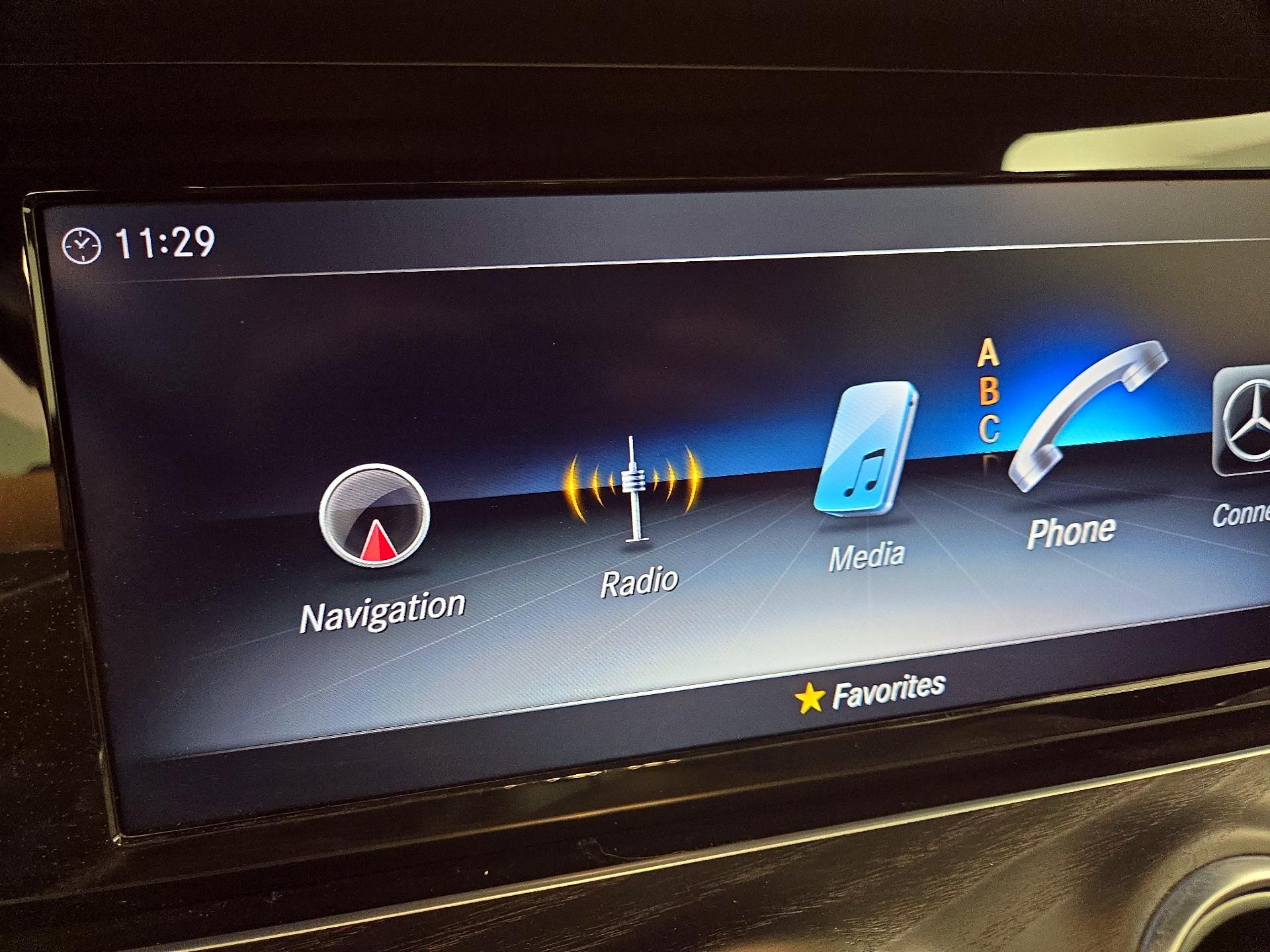 Thumbnail: 2019 Mercedes-Benz E-Class - 14