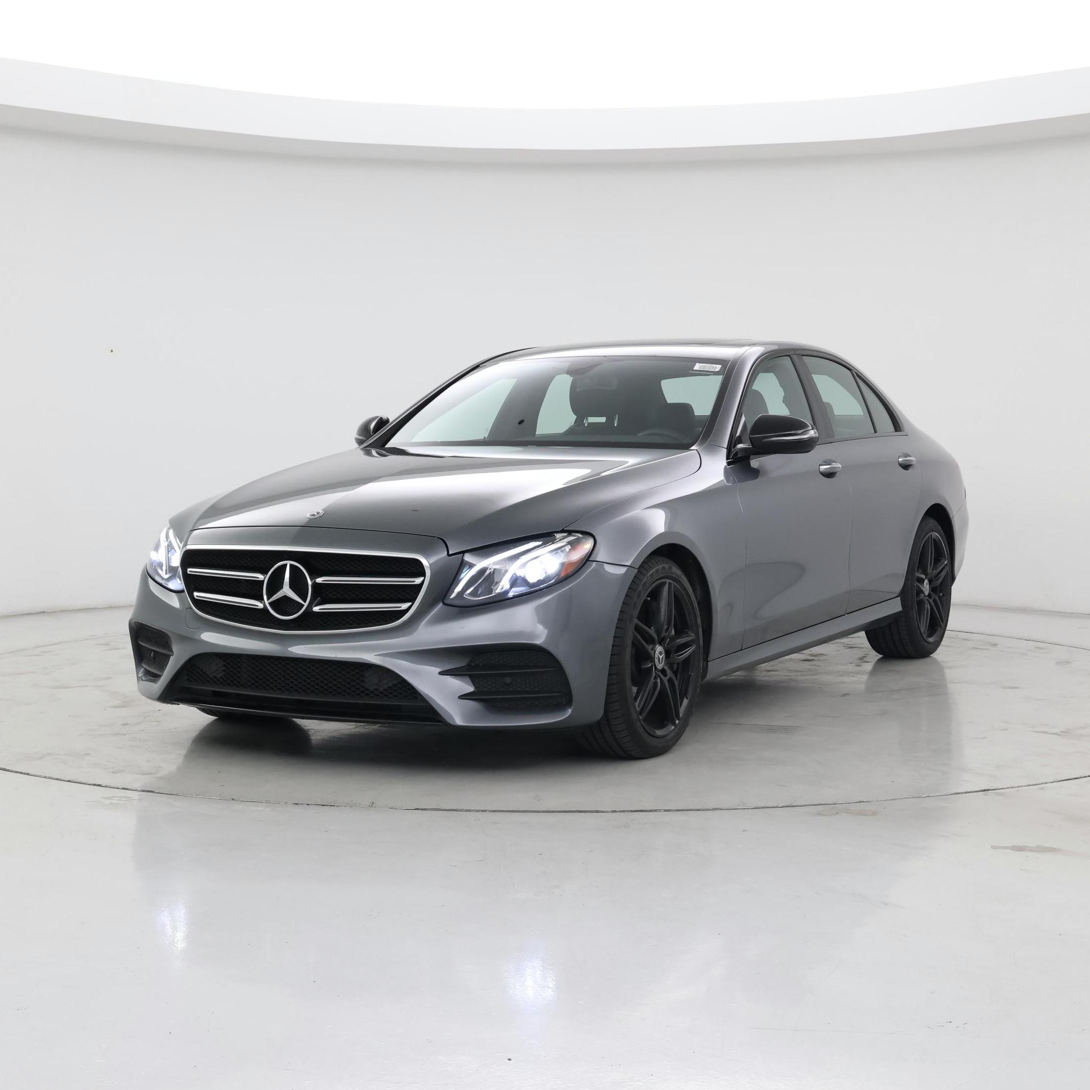 Thumbnail: 2019 Mercedes-Benz E-Class - 4