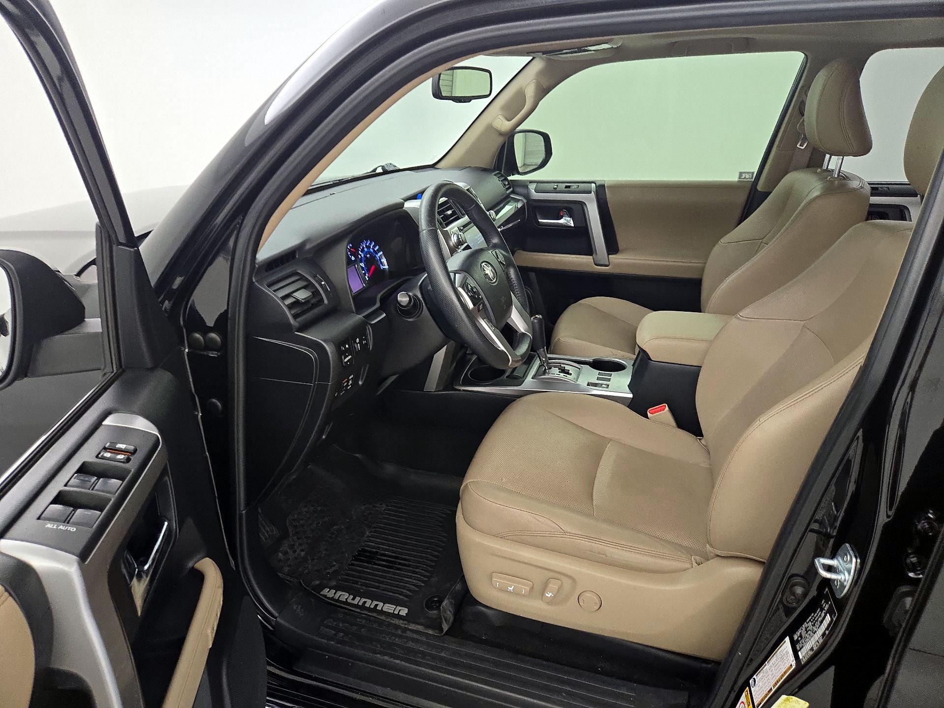 Thumbnail: 2019 Toyota 4Runner - 11