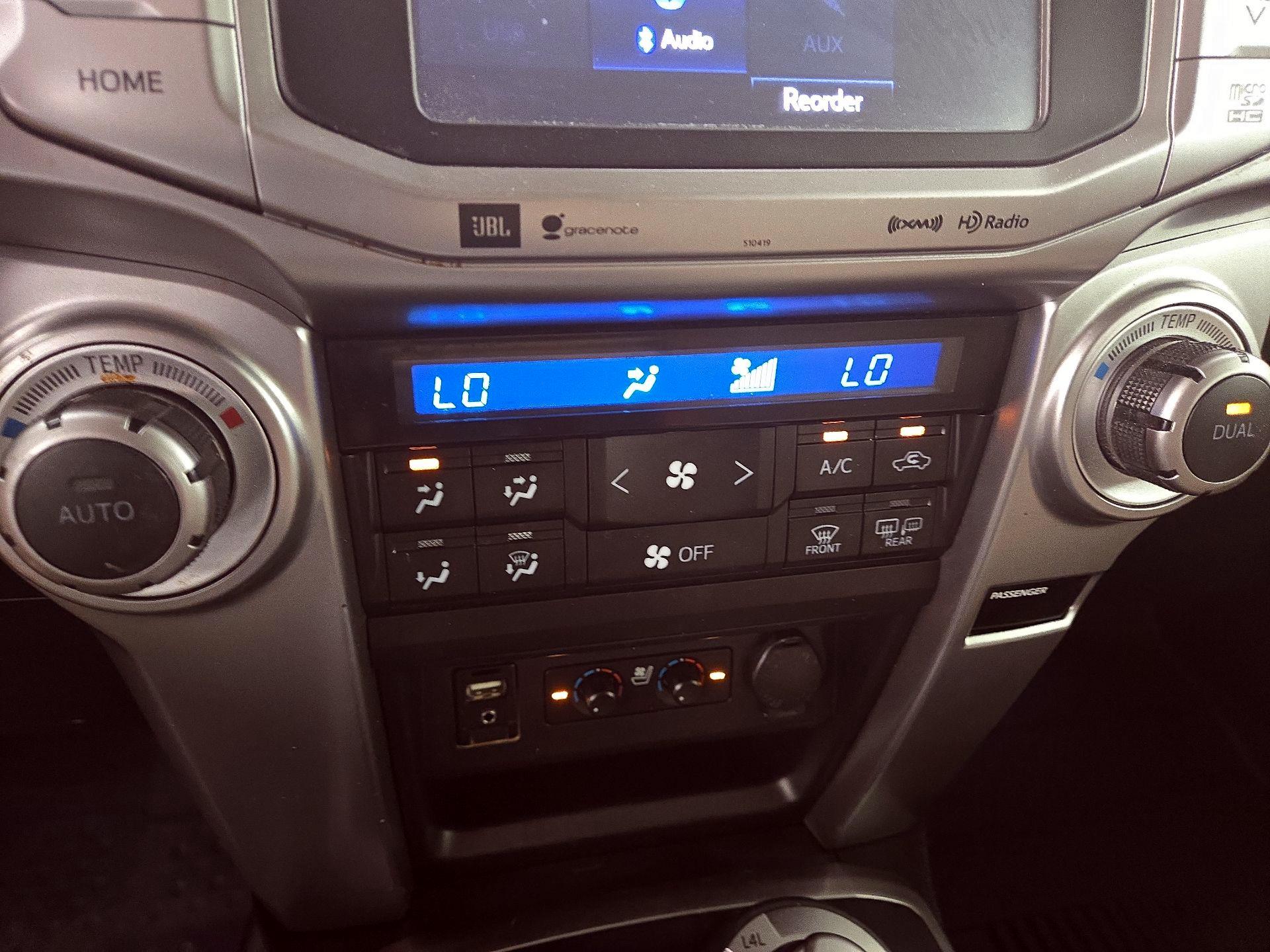 Thumbnail: 2019 Toyota 4Runner - 15