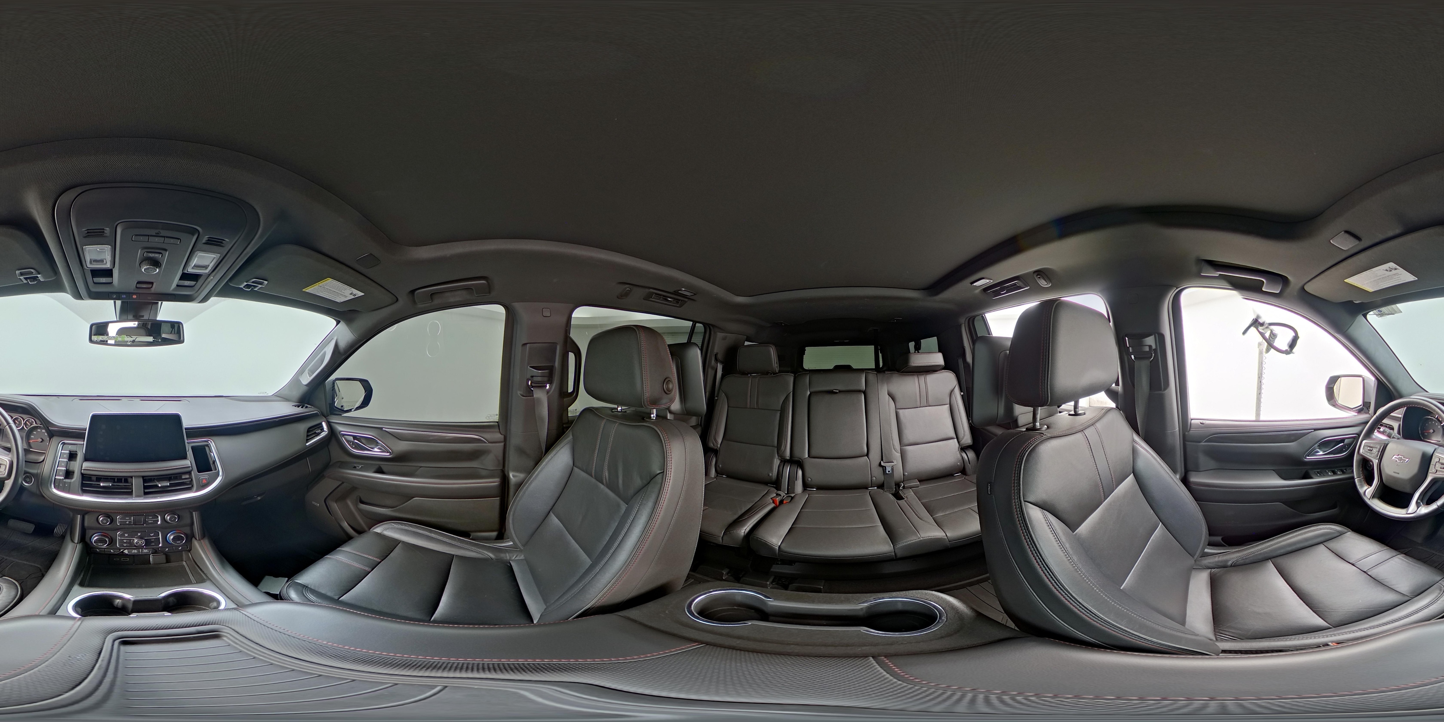 2021 Chevrolet Suburban RST - Photo 26