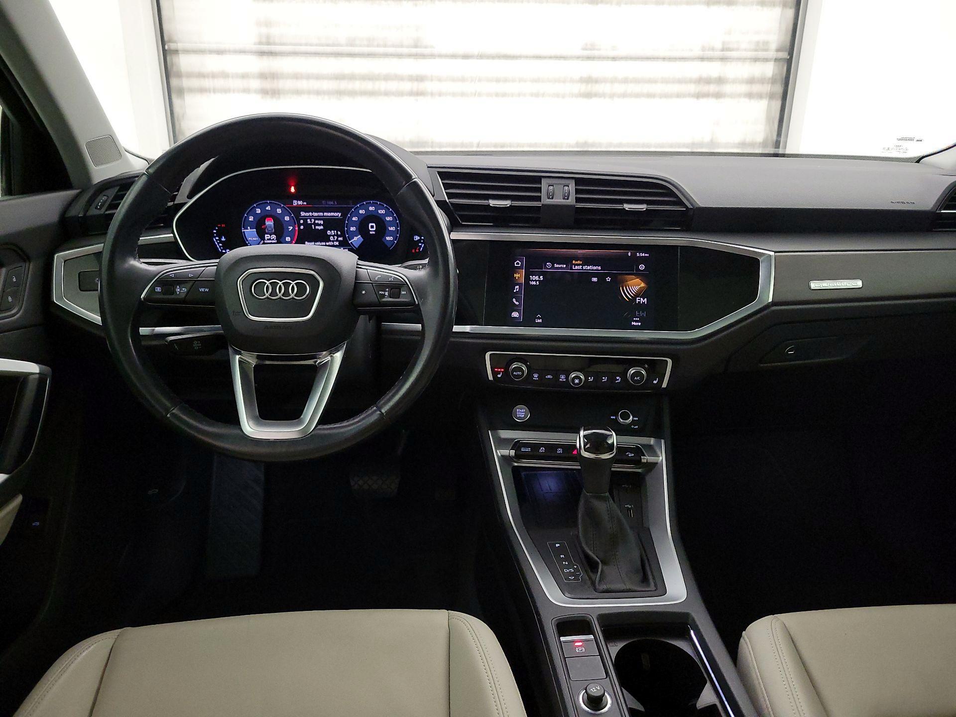 Thumbnail: 2019 Audi Q3 - 9