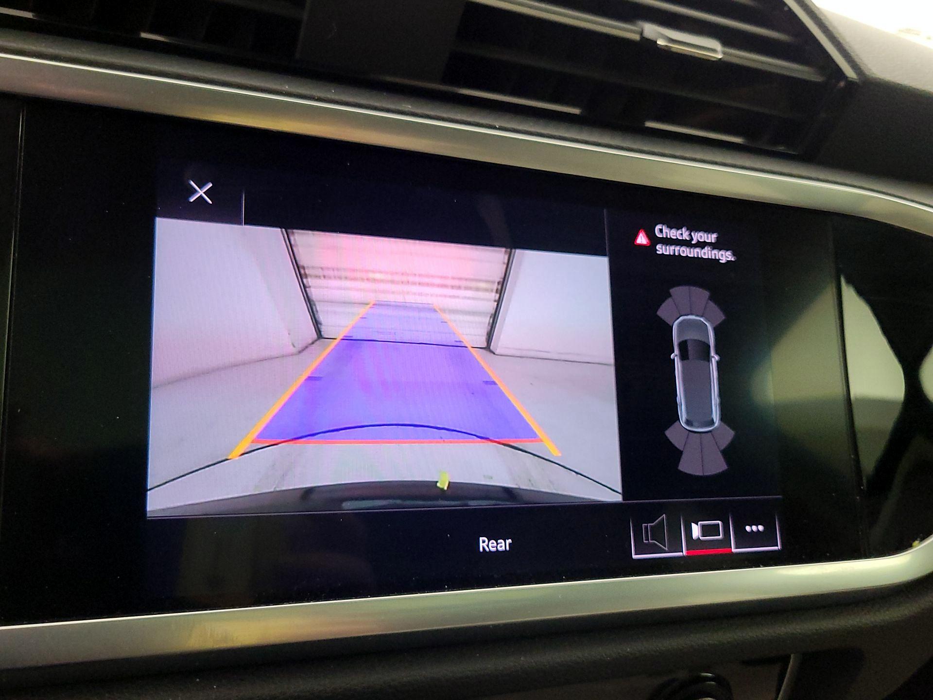 Thumbnail: 2019 Audi Q3 - 14