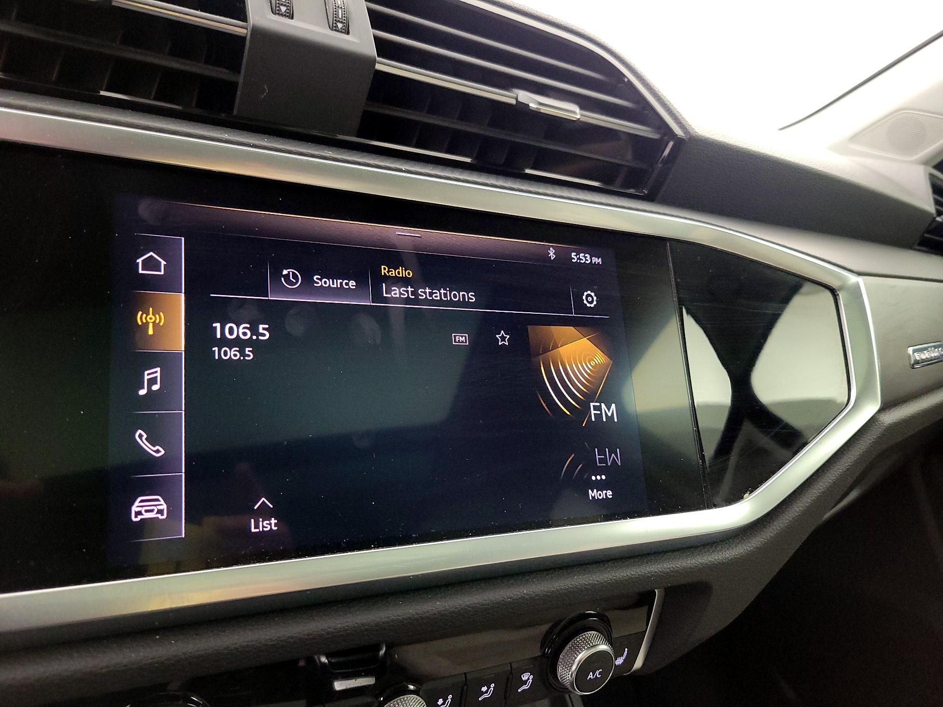 Thumbnail: 2019 Audi Q3 - 15