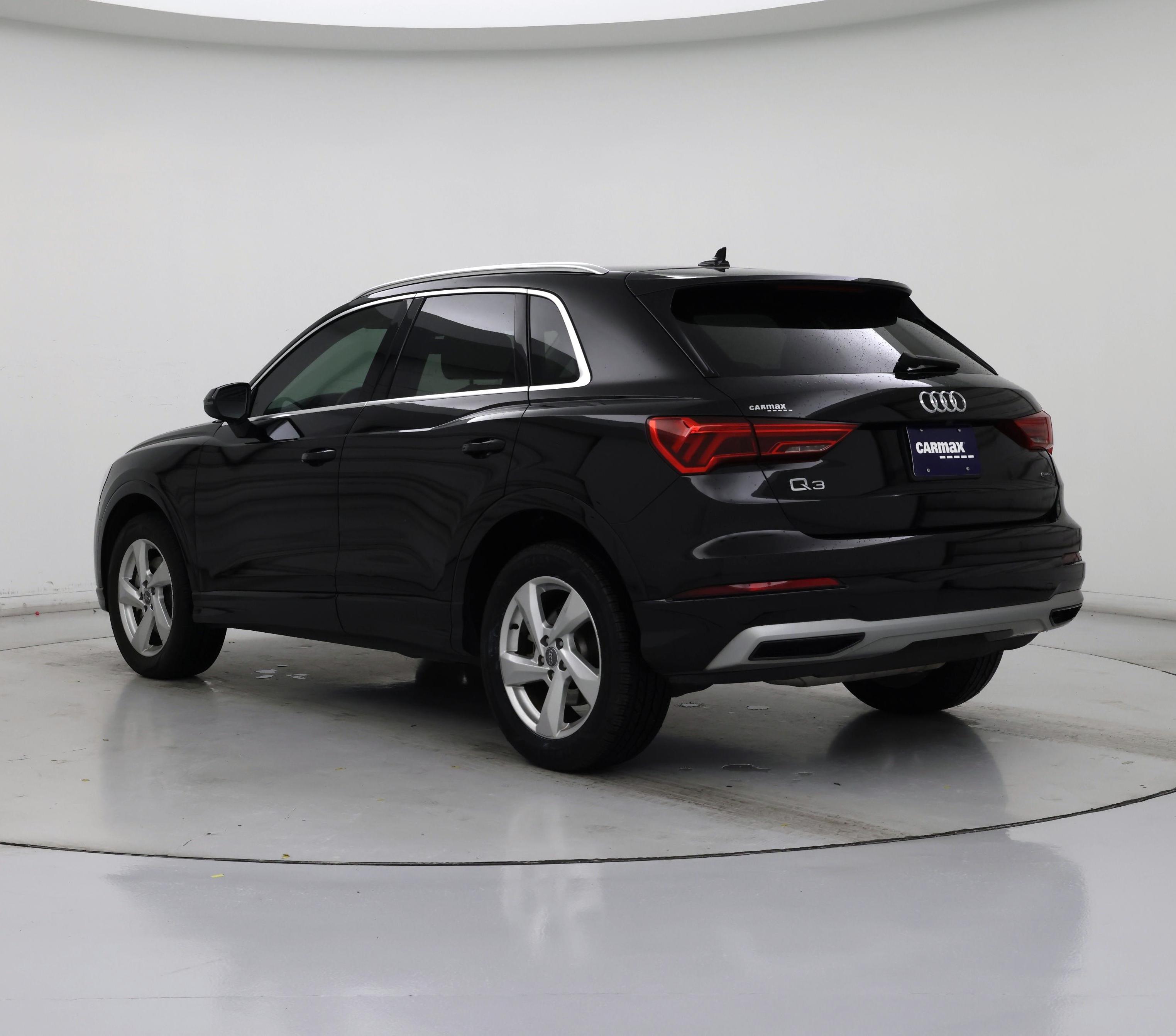 Thumbnail: 2019 Audi Q3 - 2