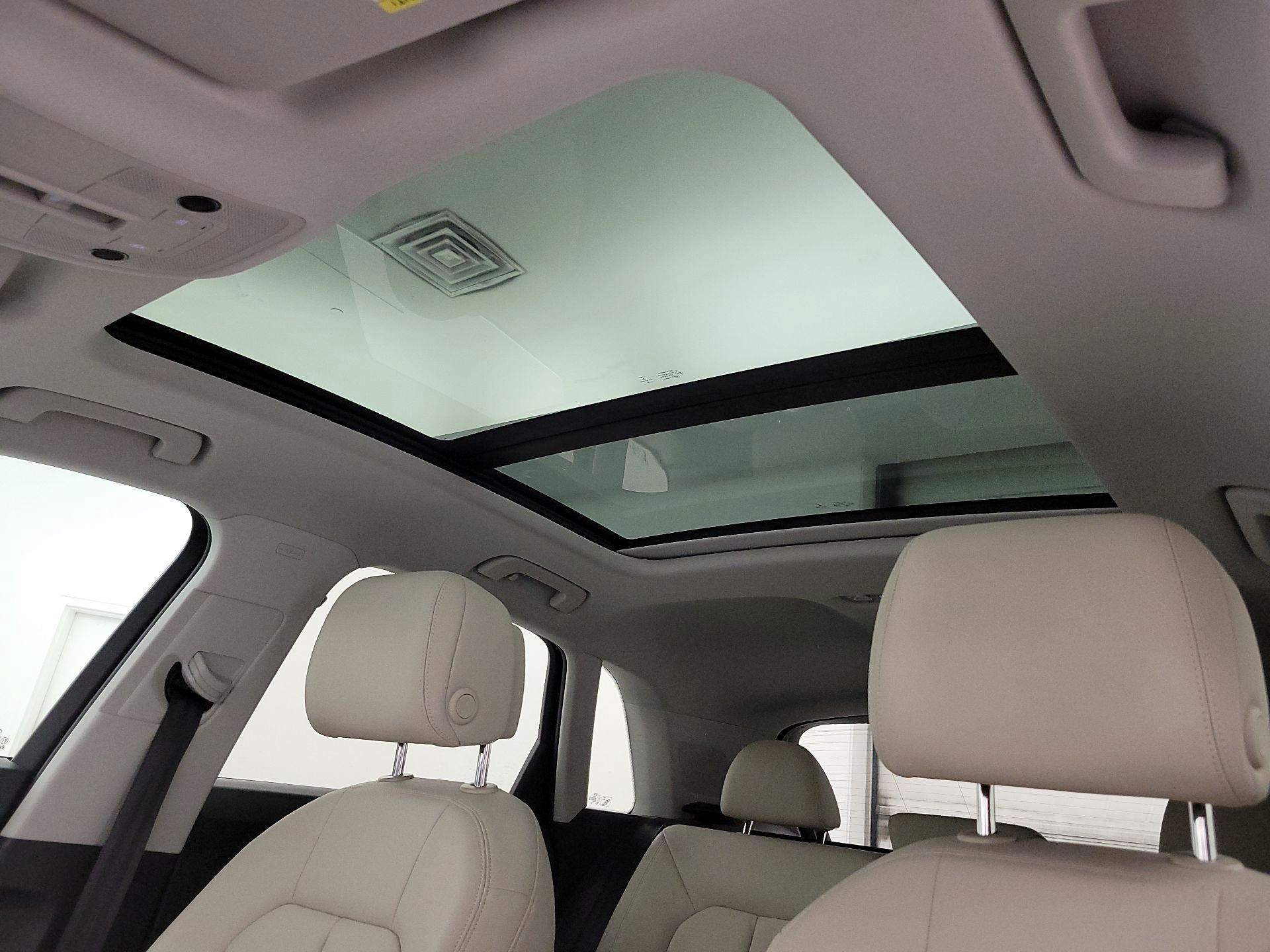 Thumbnail: 2019 Audi Q3 - 19