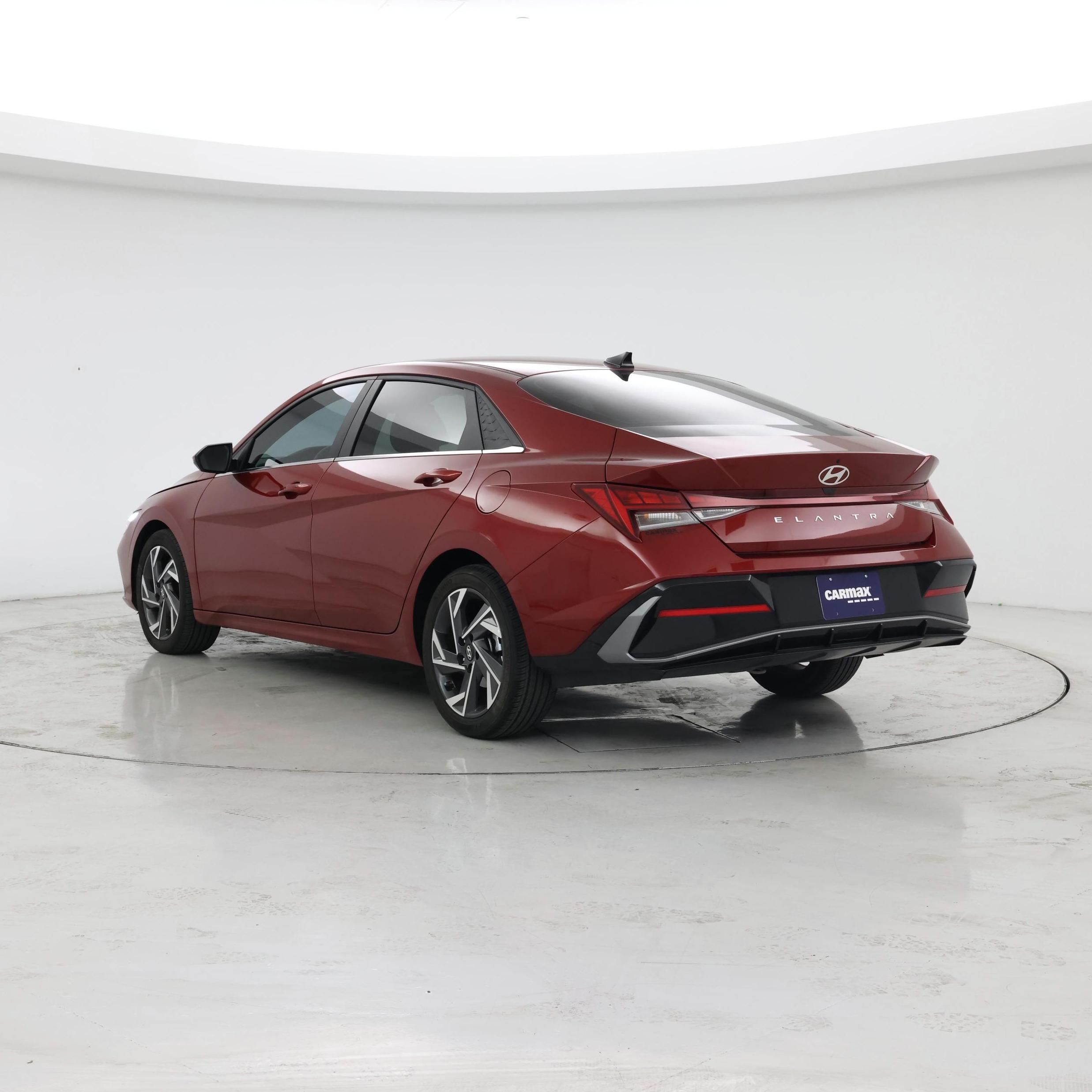 Thumbnail: 2024 Hyundai Elantra - 2