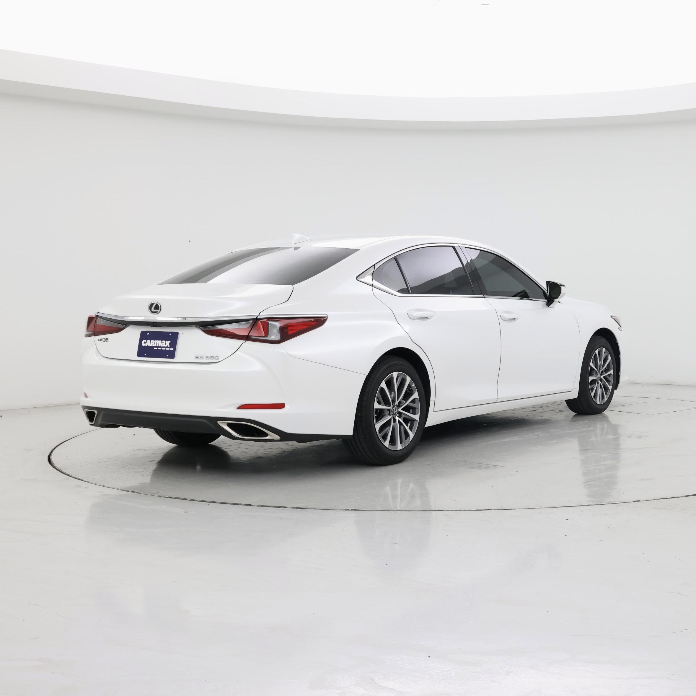 Thumbnail: 2025 Lexus ES - 8