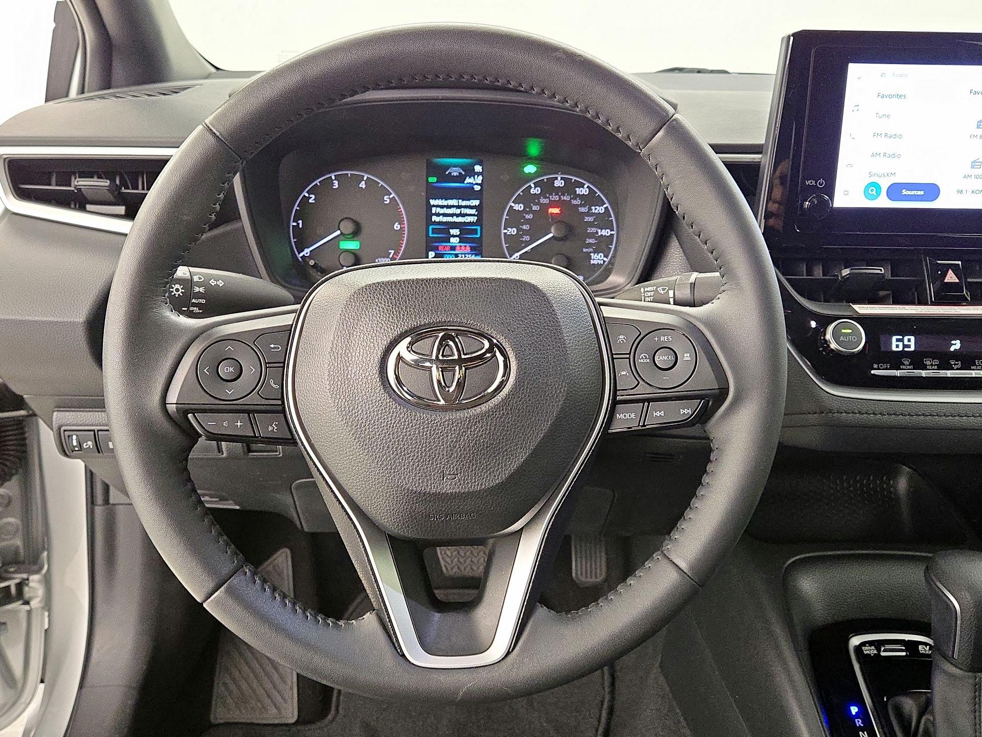 Thumbnail: 2024 Toyota Corolla - 10