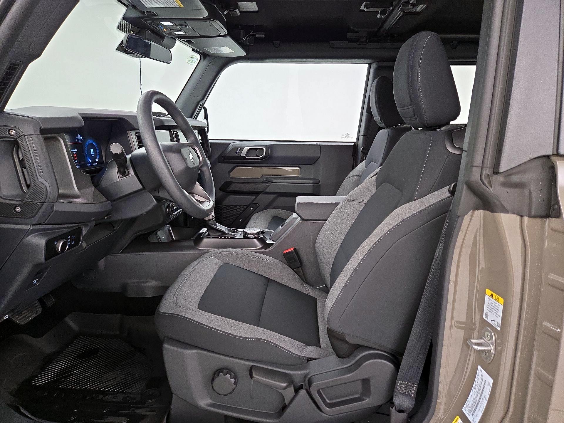 Thumbnail: 2025 Ford Bronco - 11