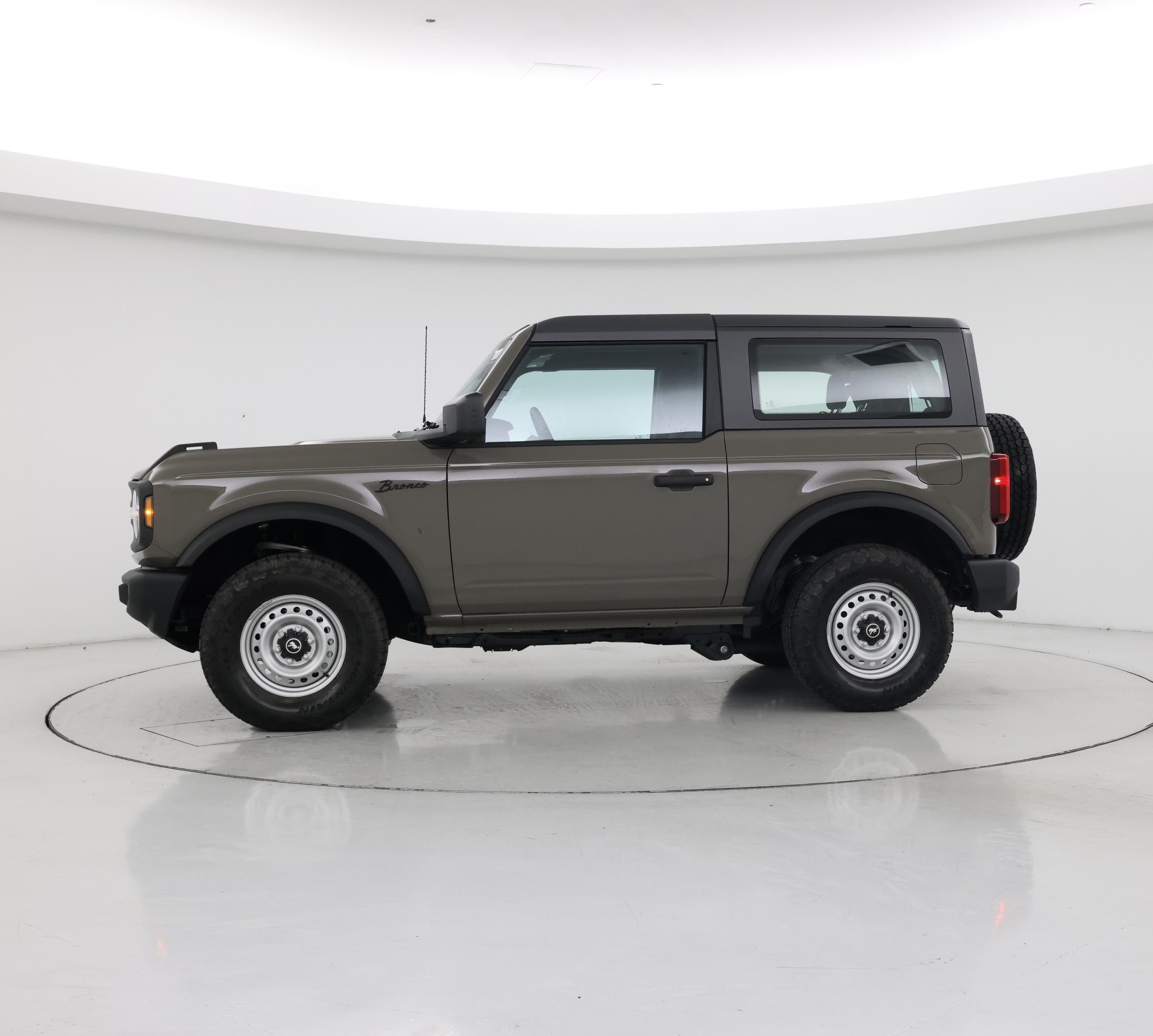 Thumbnail: 2025 Ford Bronco - 3