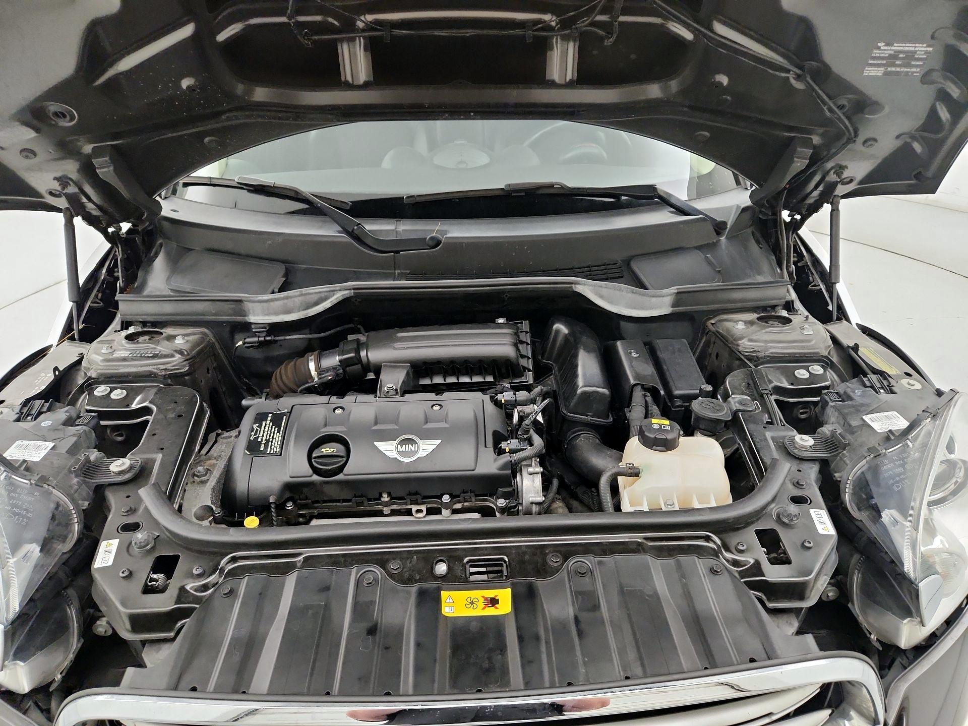 Thumbnail: 2015 MINI Cooper Countryman - 20