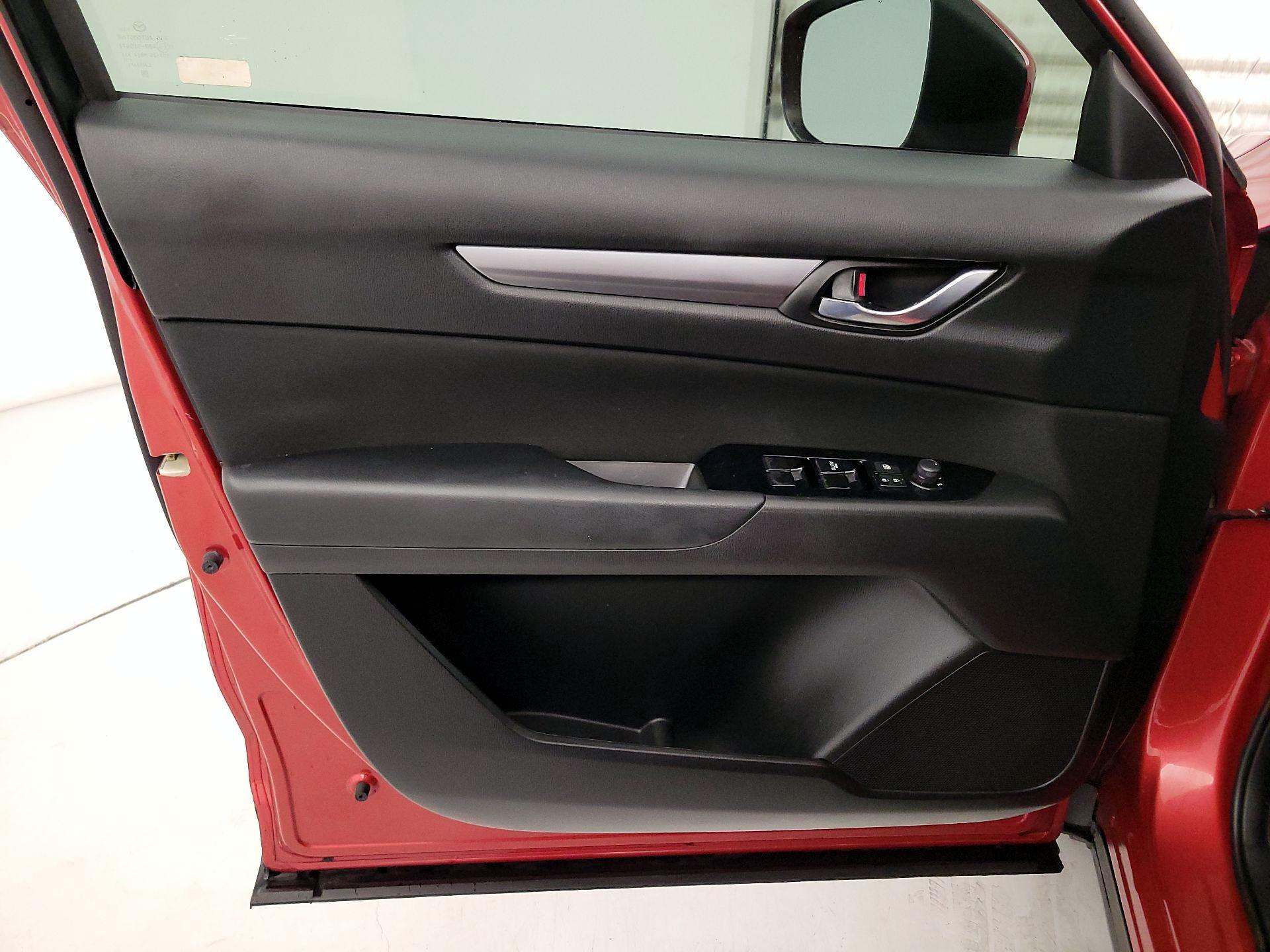 Thumbnail: 2017 Mazda CX-5 - 12