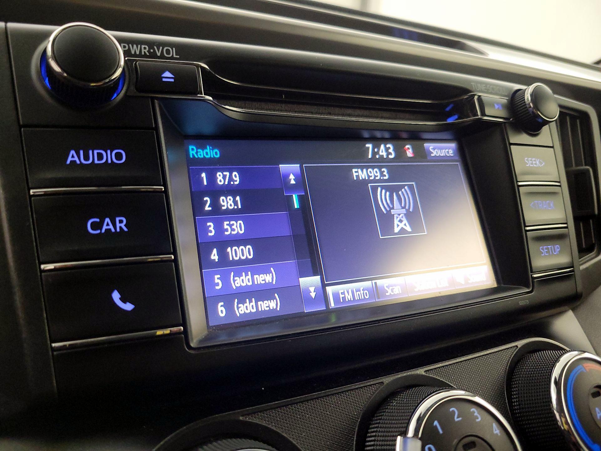 Thumbnail: 2017 Toyota RAV4 - 15