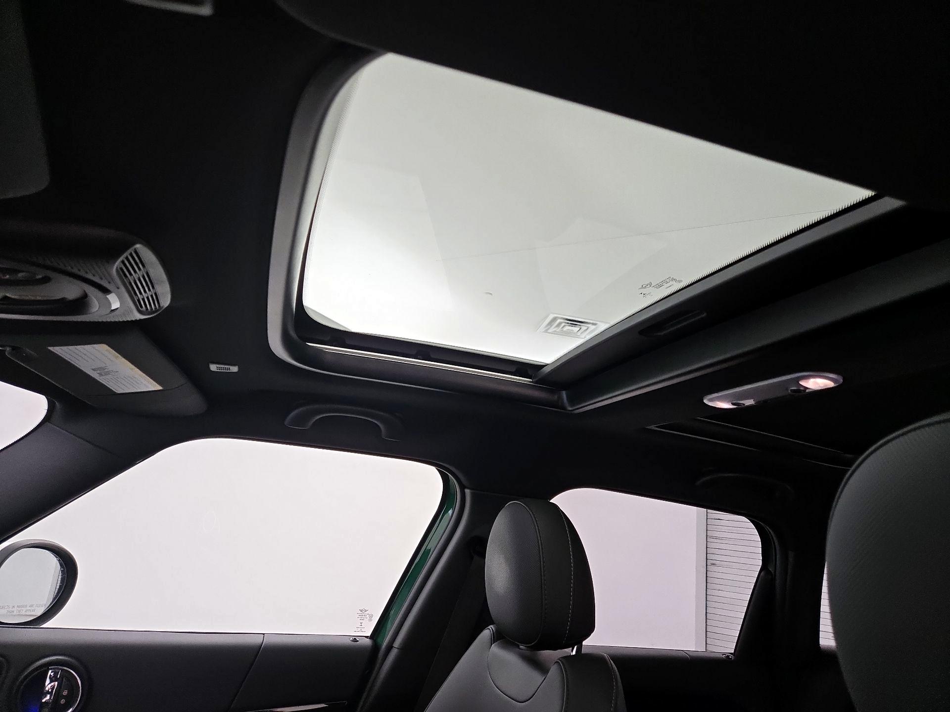 Thumbnail: 2020 MINI Cooper Countryman - 19