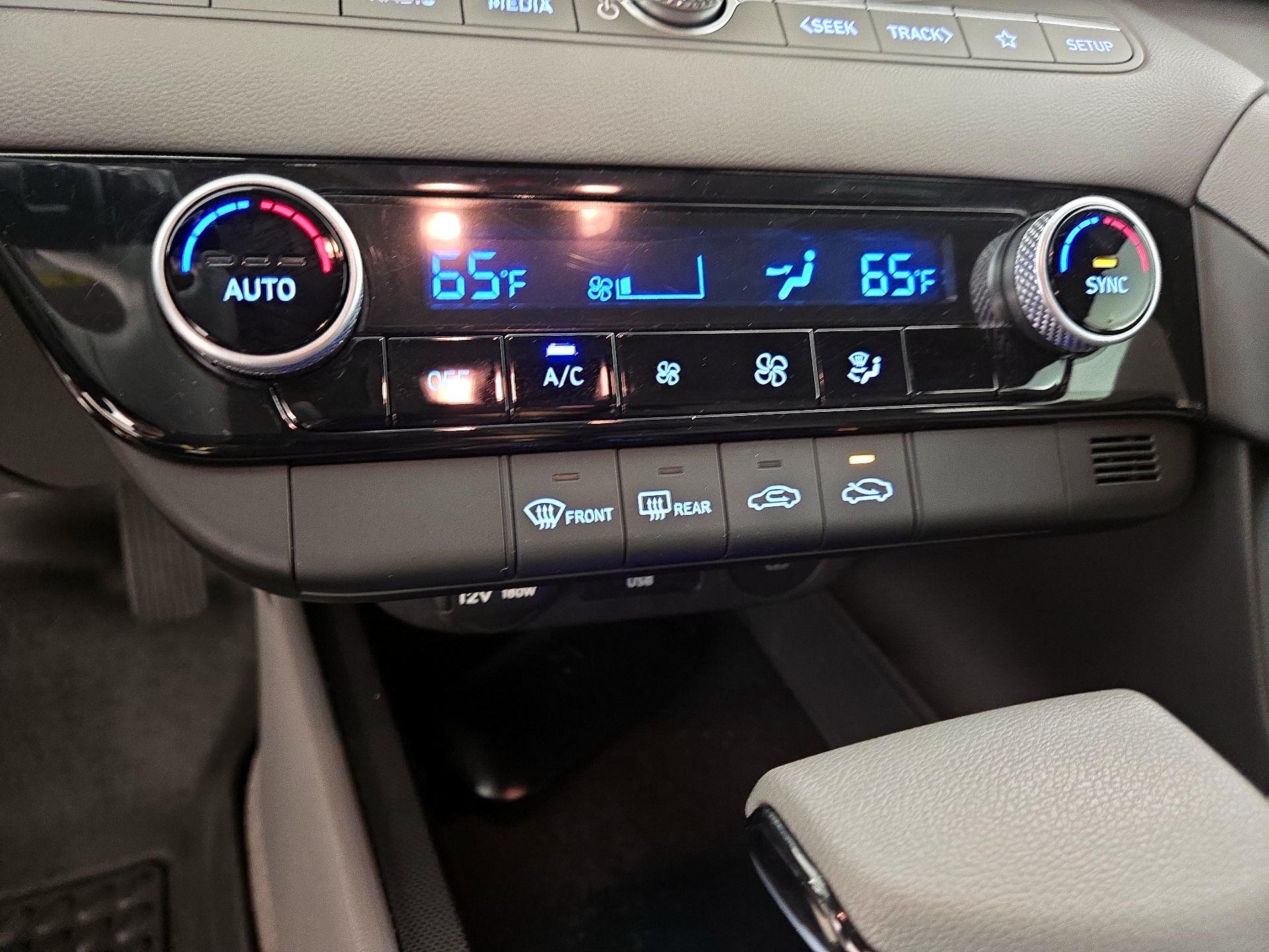 Thumbnail: 2024 Hyundai Elantra - 17