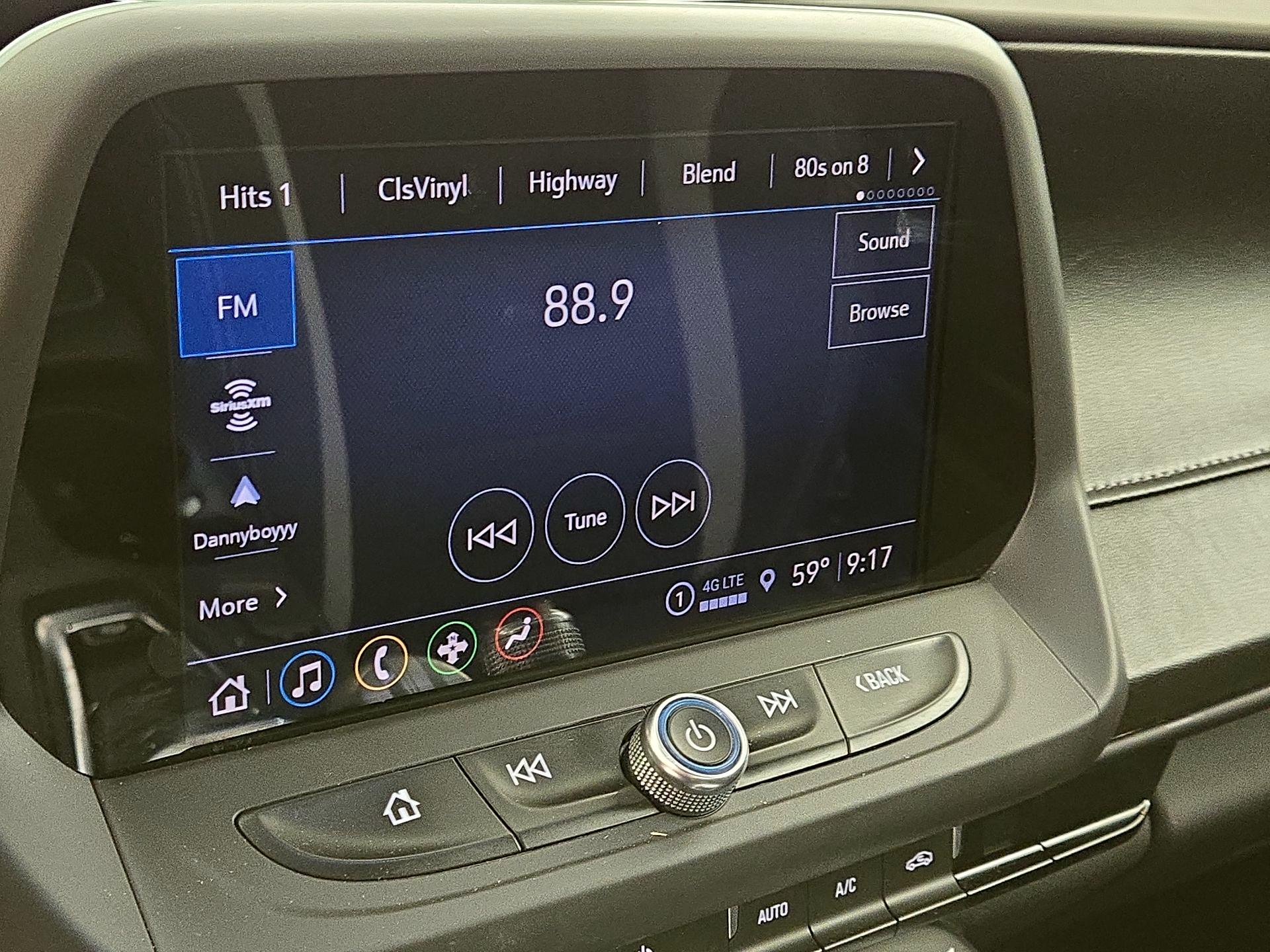 Thumbnail: 2021 Chevrolet Camaro - 15