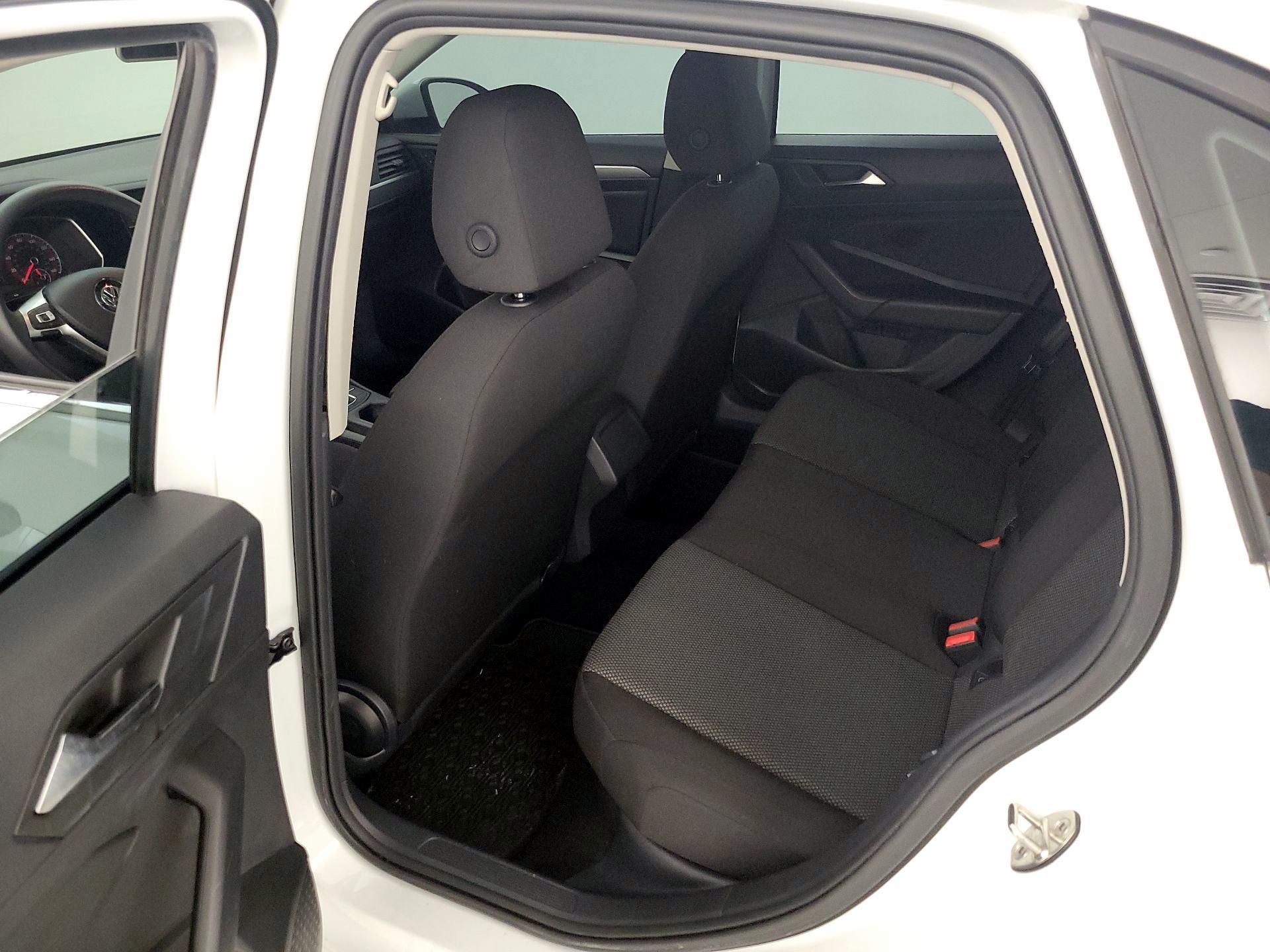 Thumbnail: 2020 Volkswagen Jetta - 19