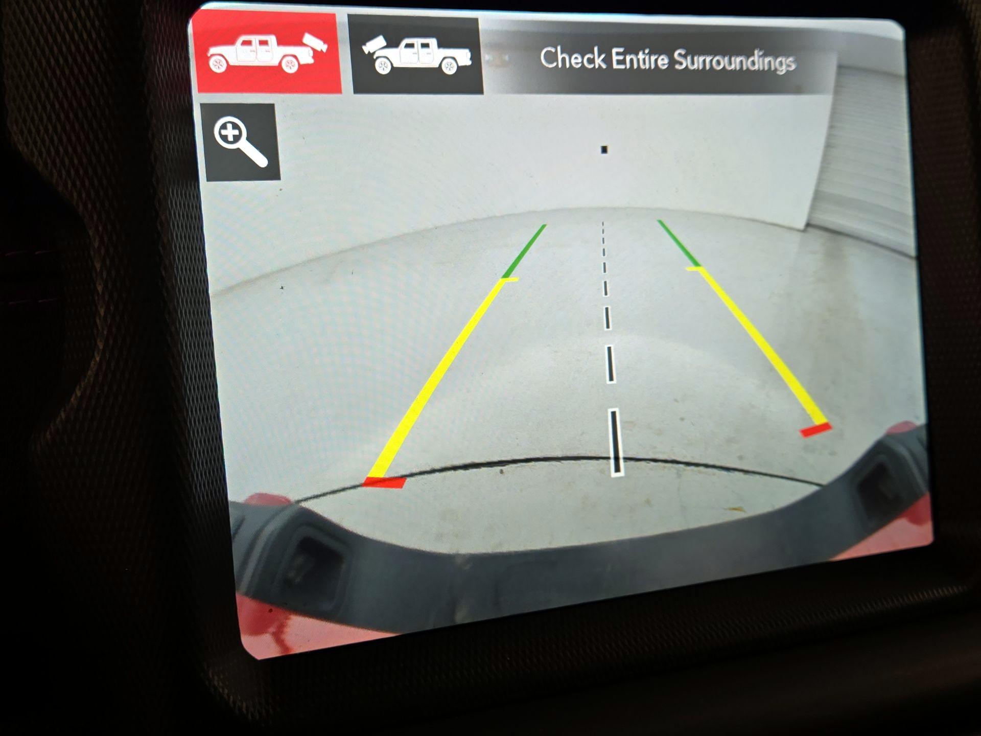 Thumbnail: 2020 Jeep Gladiator - 15