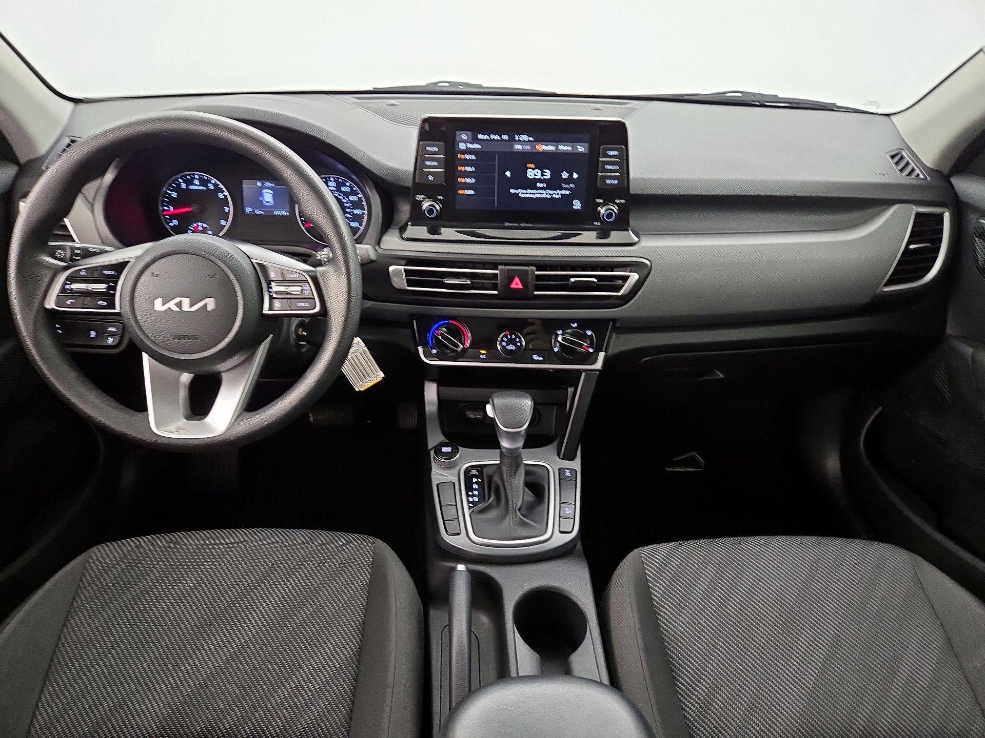 Thumbnail: 2022 Kia Seltos - 9