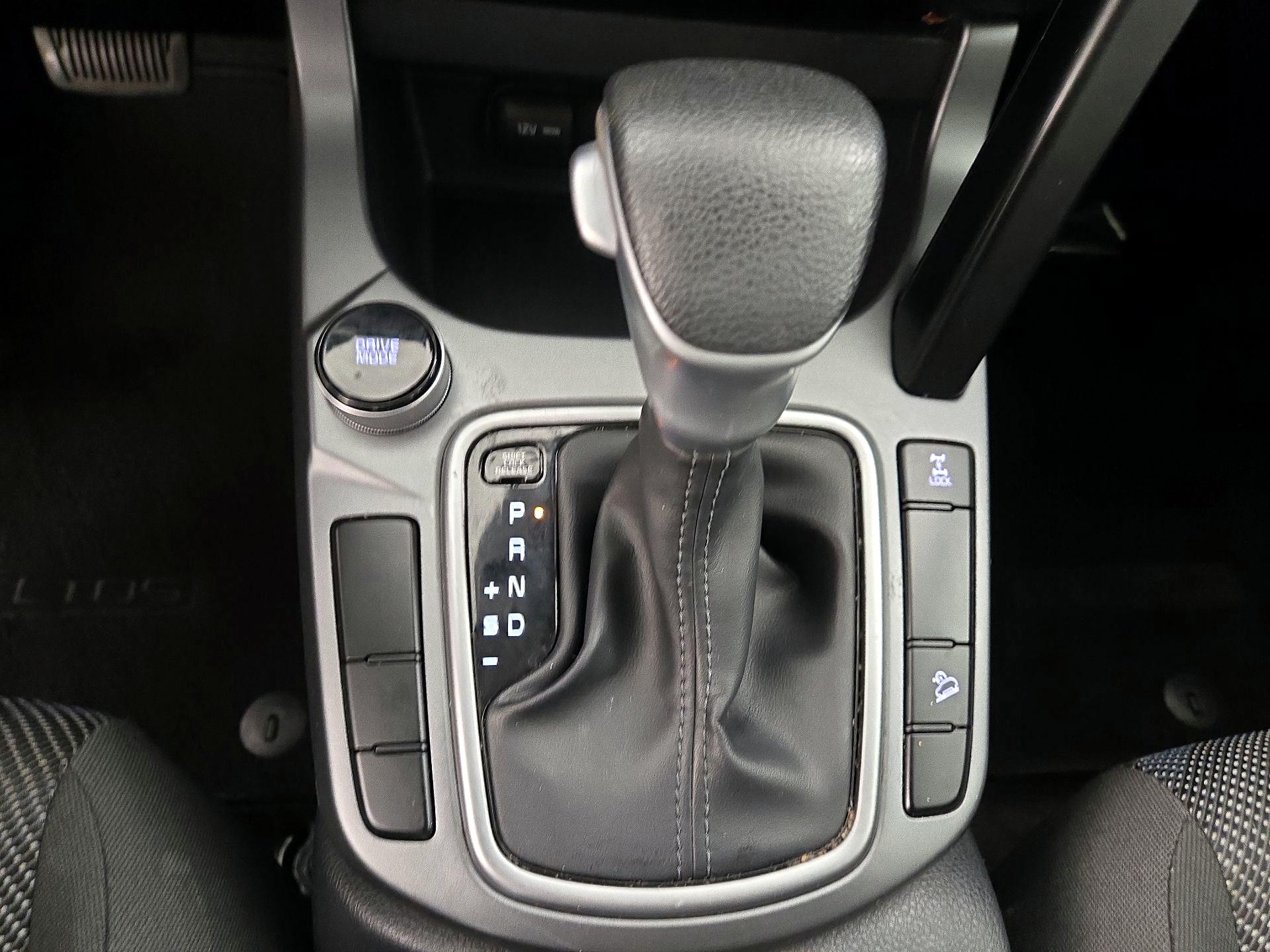 Thumbnail: 2022 Kia Seltos - 17