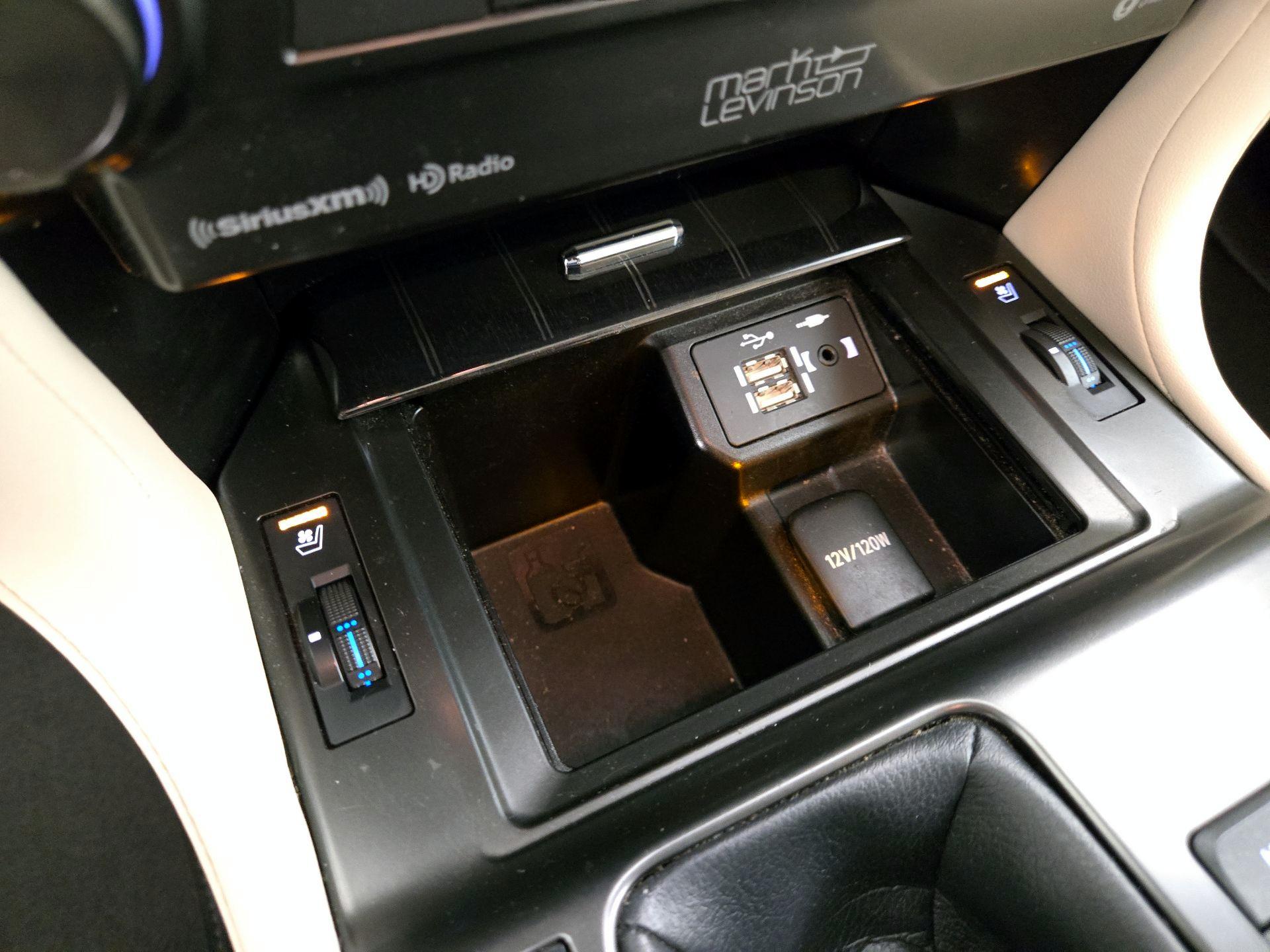 Thumbnail: 2022 Lexus GX - 19