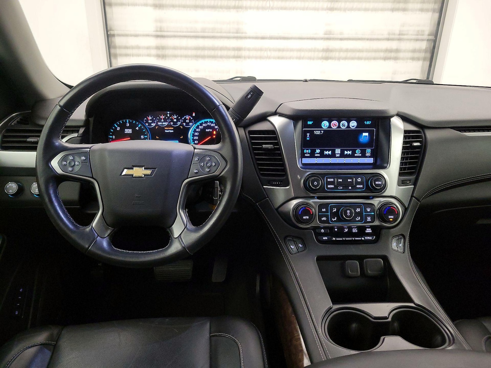 2017 Chevrolet Tahoe LT - Photo 10