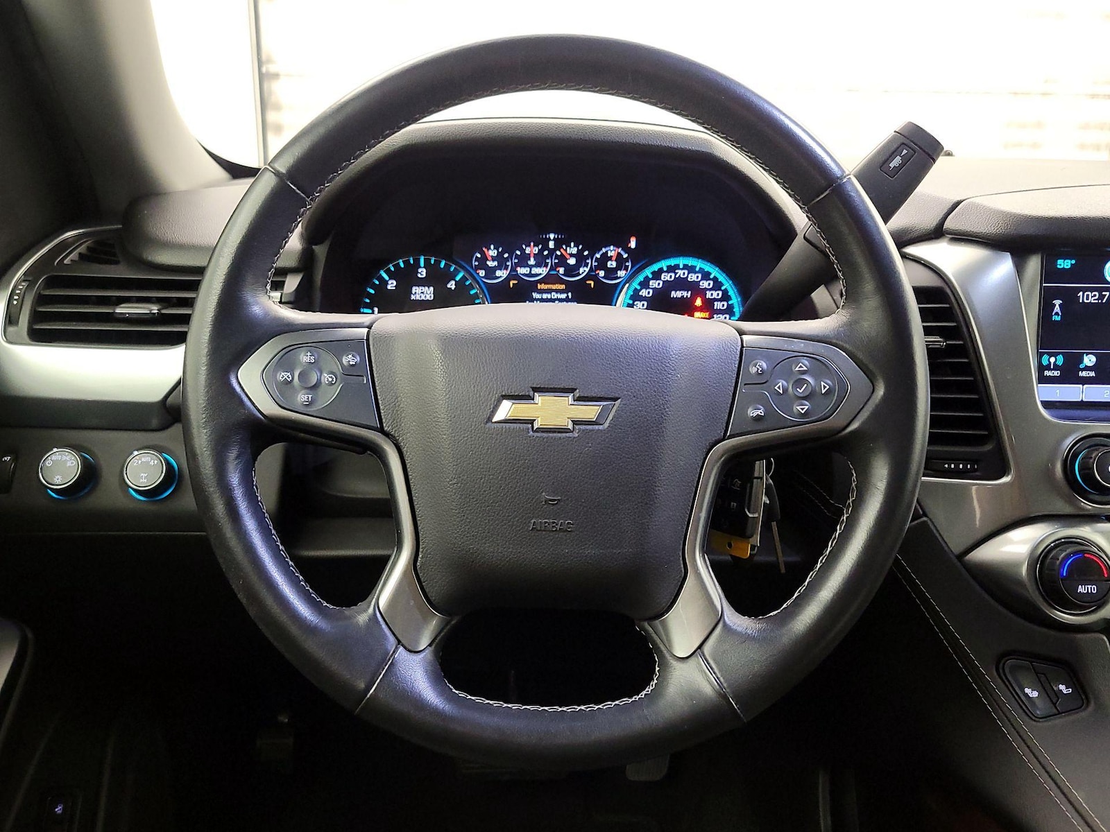 2017 Chevrolet Tahoe LT - Photo 11