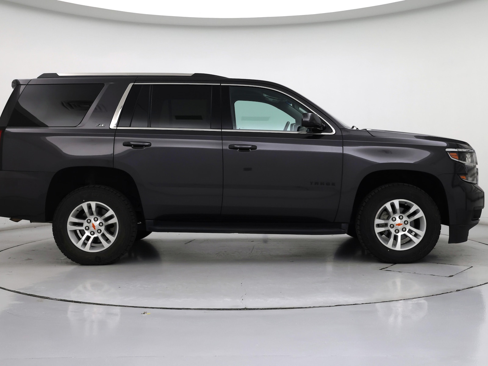 2017 Chevrolet Tahoe LT - Photo 8