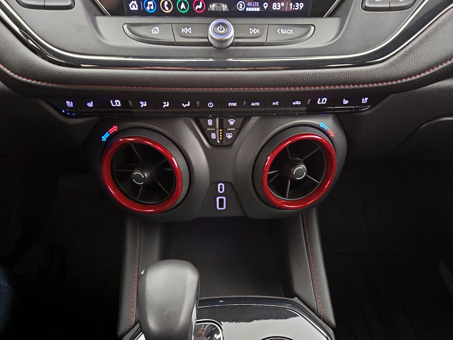 Thumbnail: 2022 Chevrolet Blazer - 16