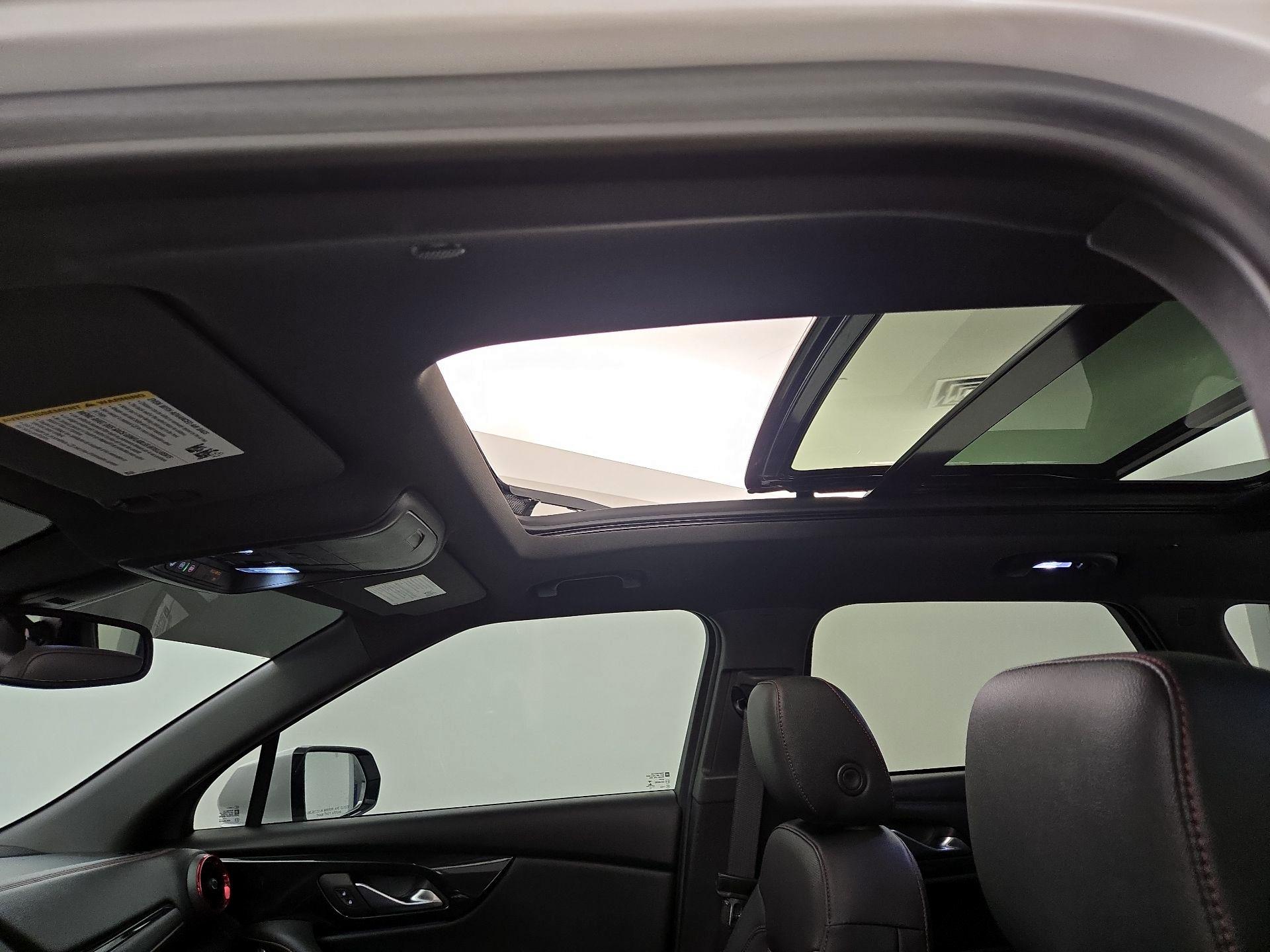 Thumbnail: 2022 Chevrolet Blazer - 19