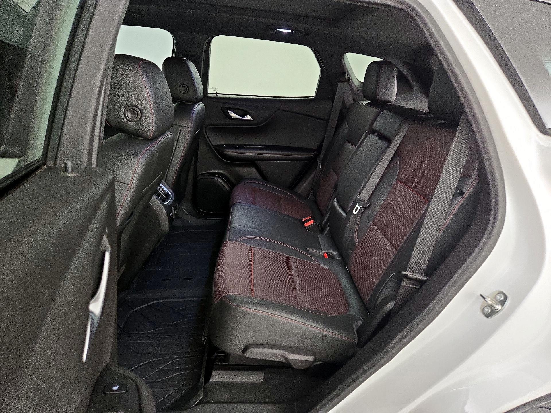 Thumbnail: 2022 Chevrolet Blazer - 20