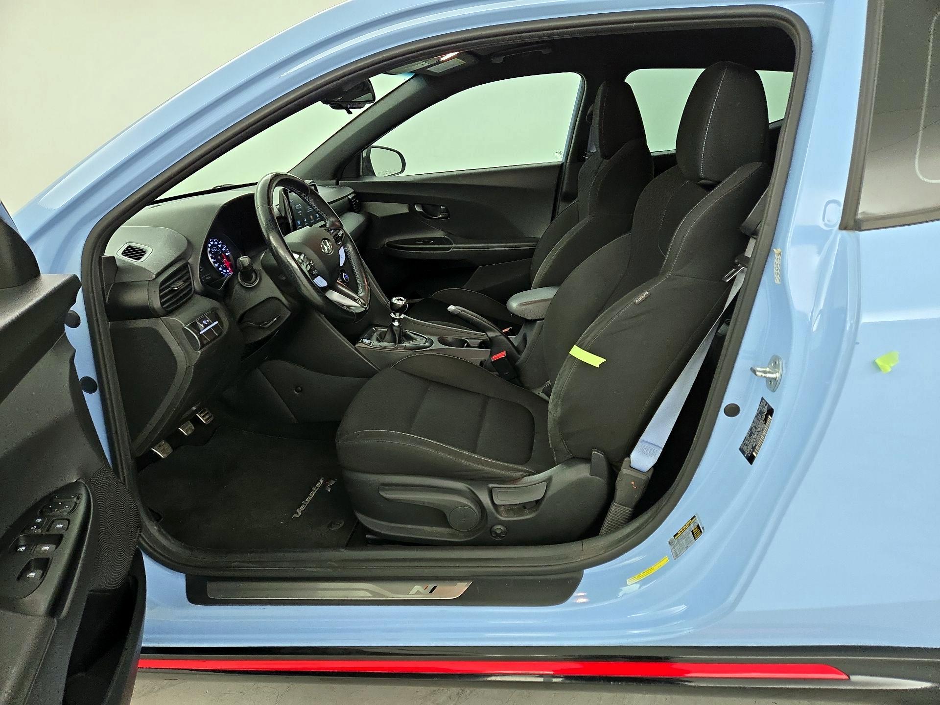 Thumbnail: 2020 Hyundai Veloster - 11