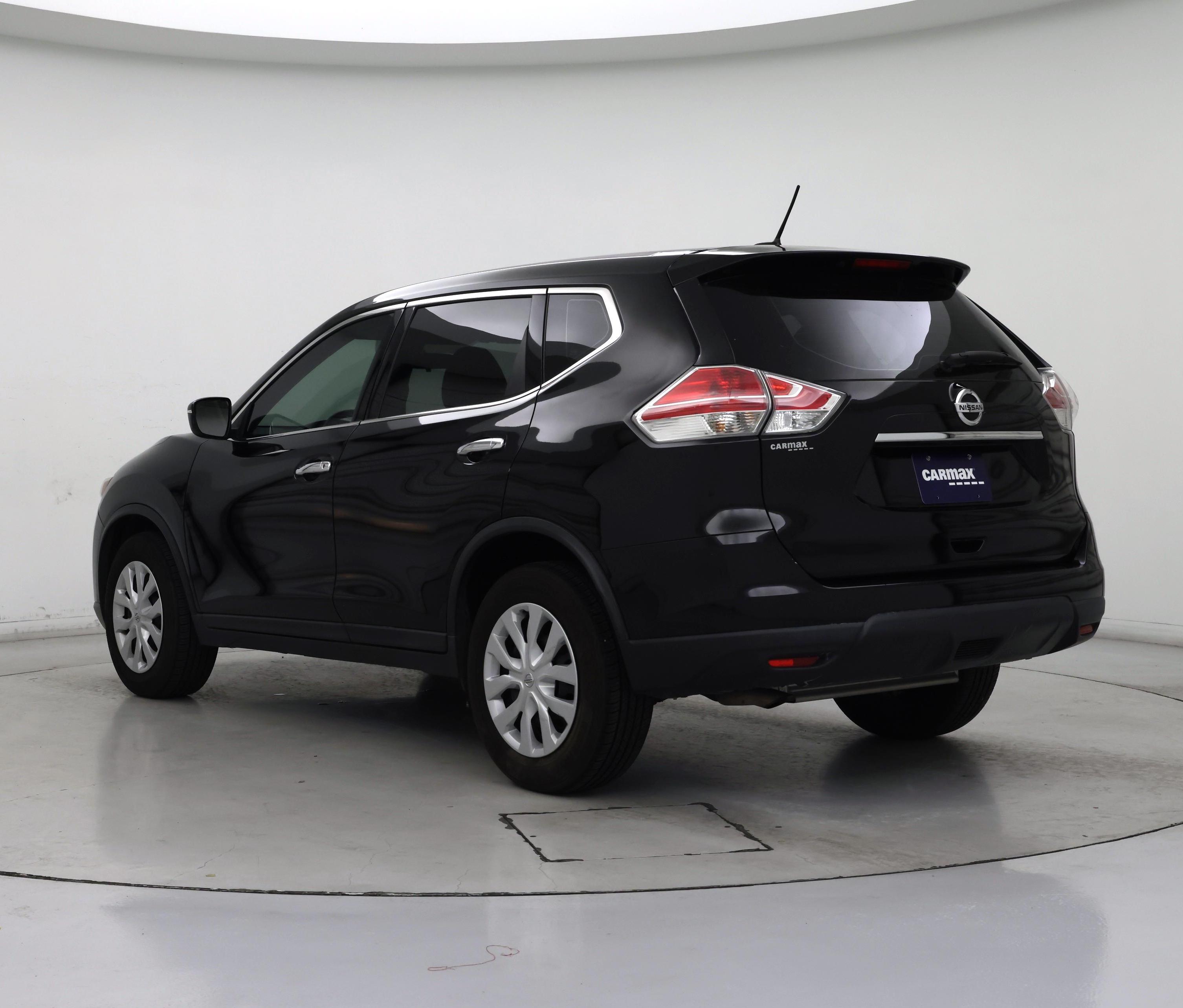 Thumbnail: 2015 Nissan Rogue - 2