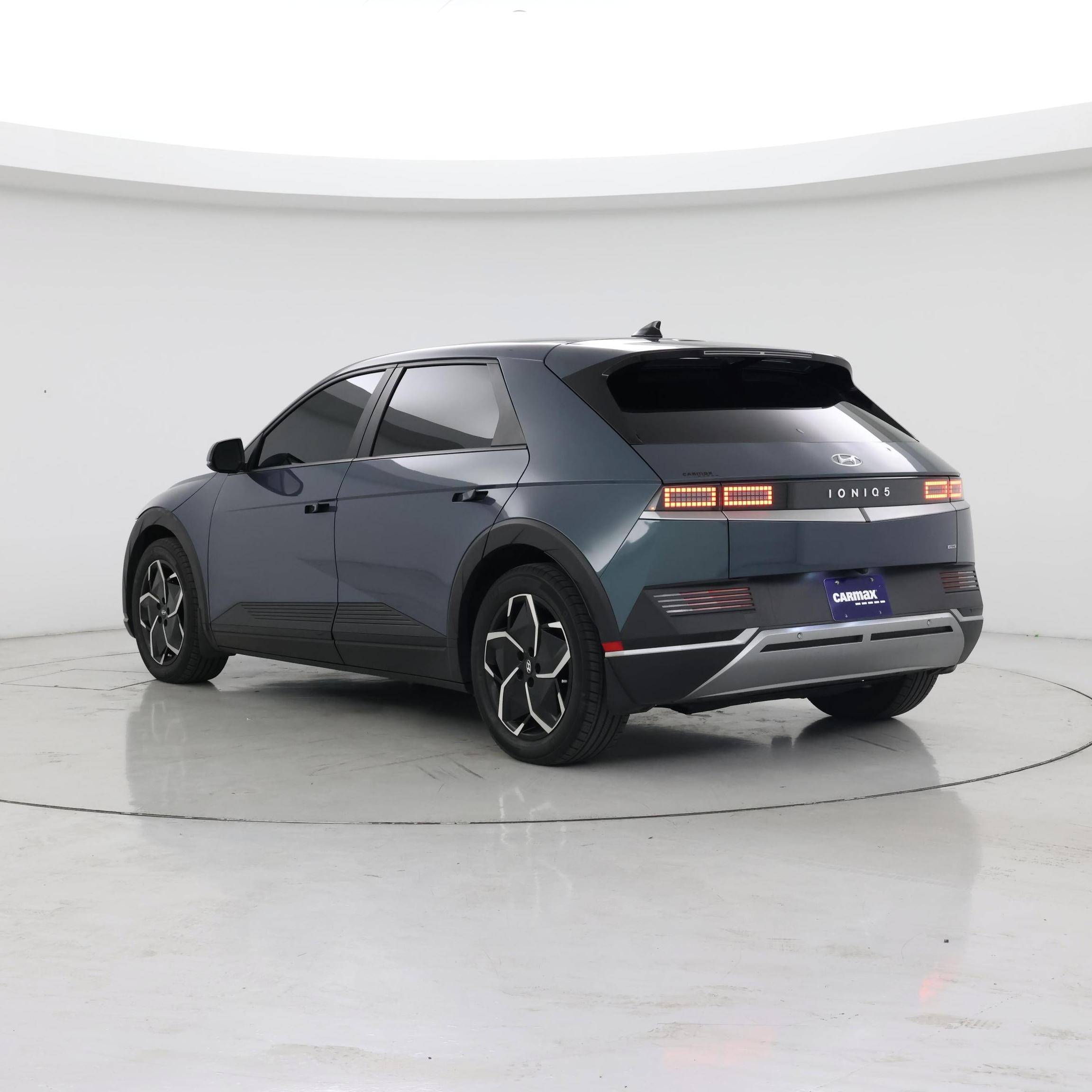 Thumbnail: 2023 Hyundai Ioniq 5 - 2