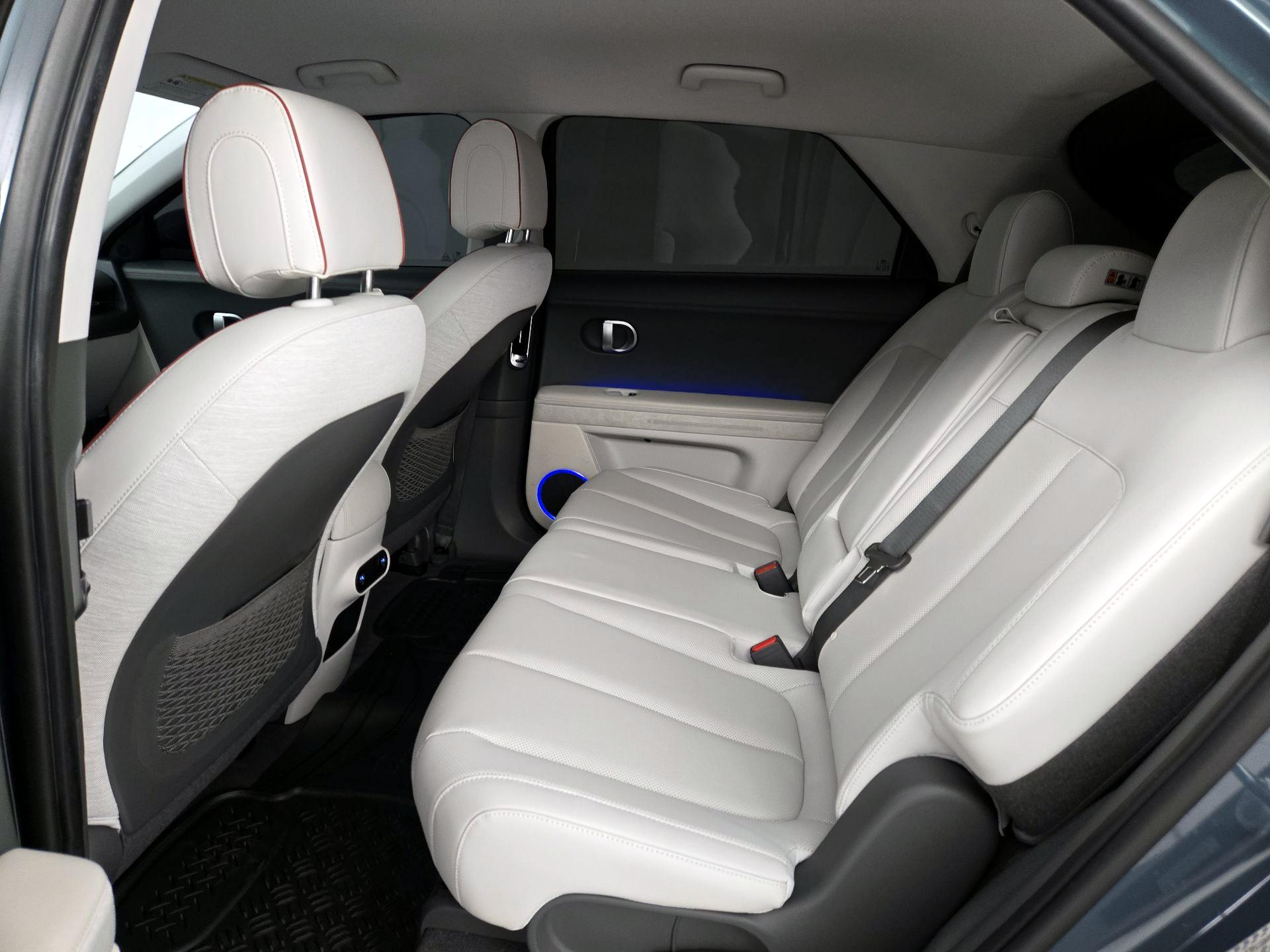 Thumbnail: 2023 Hyundai Ioniq 5 - 20