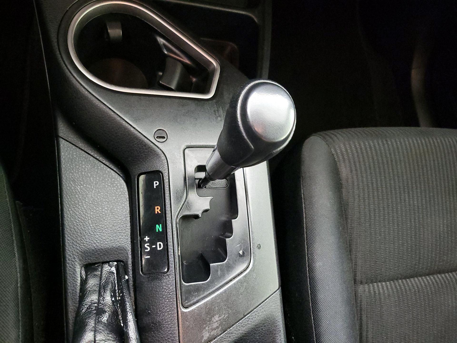 Thumbnail: 2016 Toyota RAV4 - 17