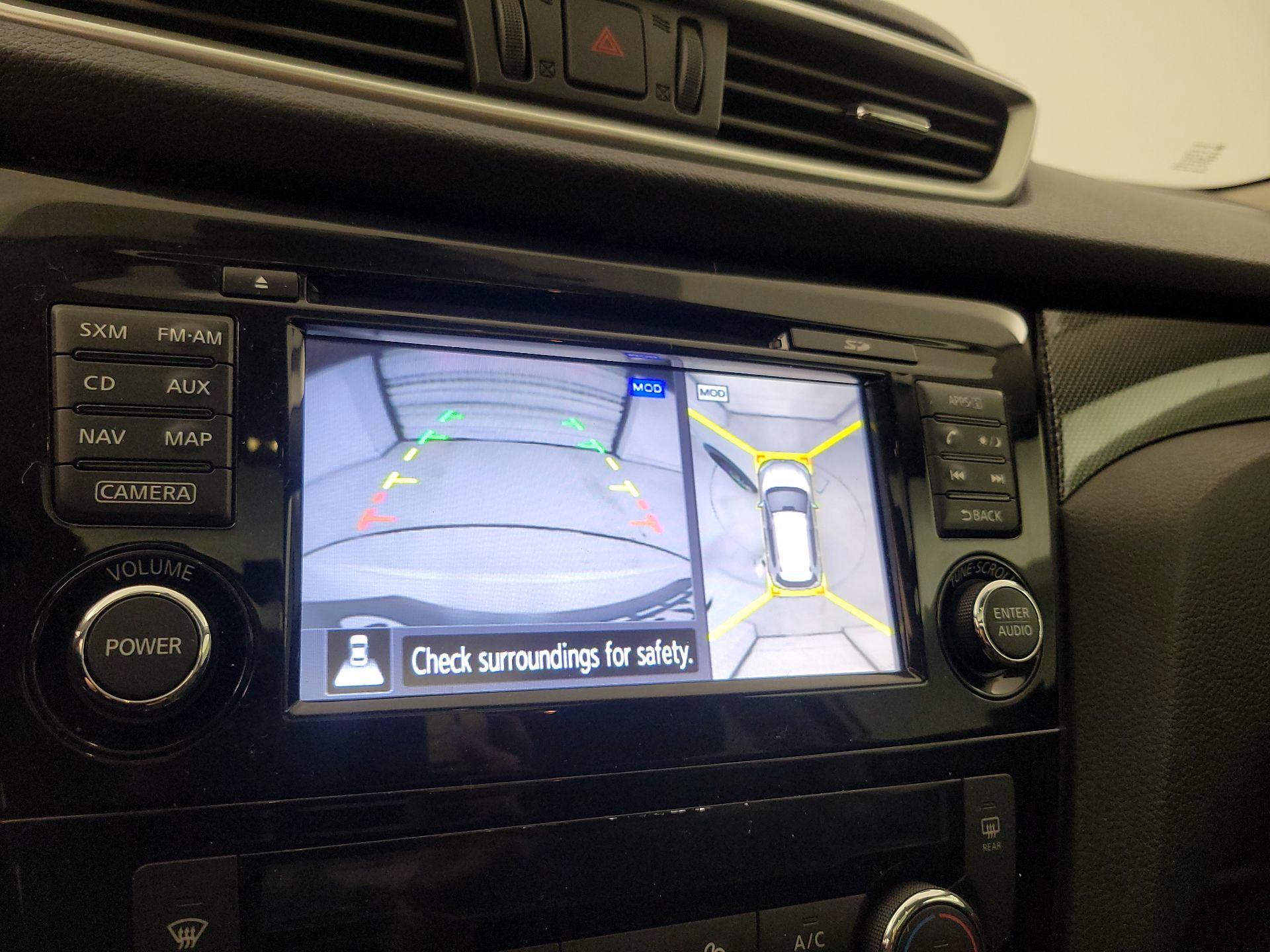 Thumbnail: 2015 Nissan Rogue - 15