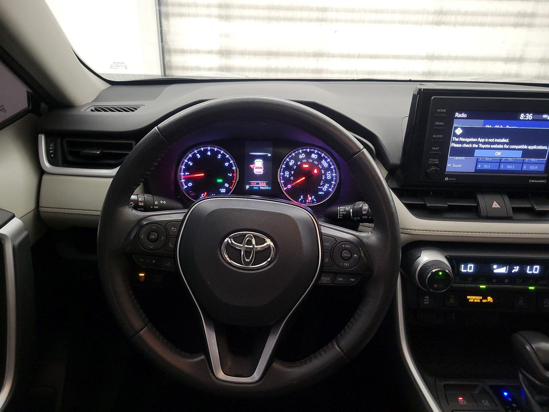 Thumbnail: 2021 Toyota RAV4 - 10