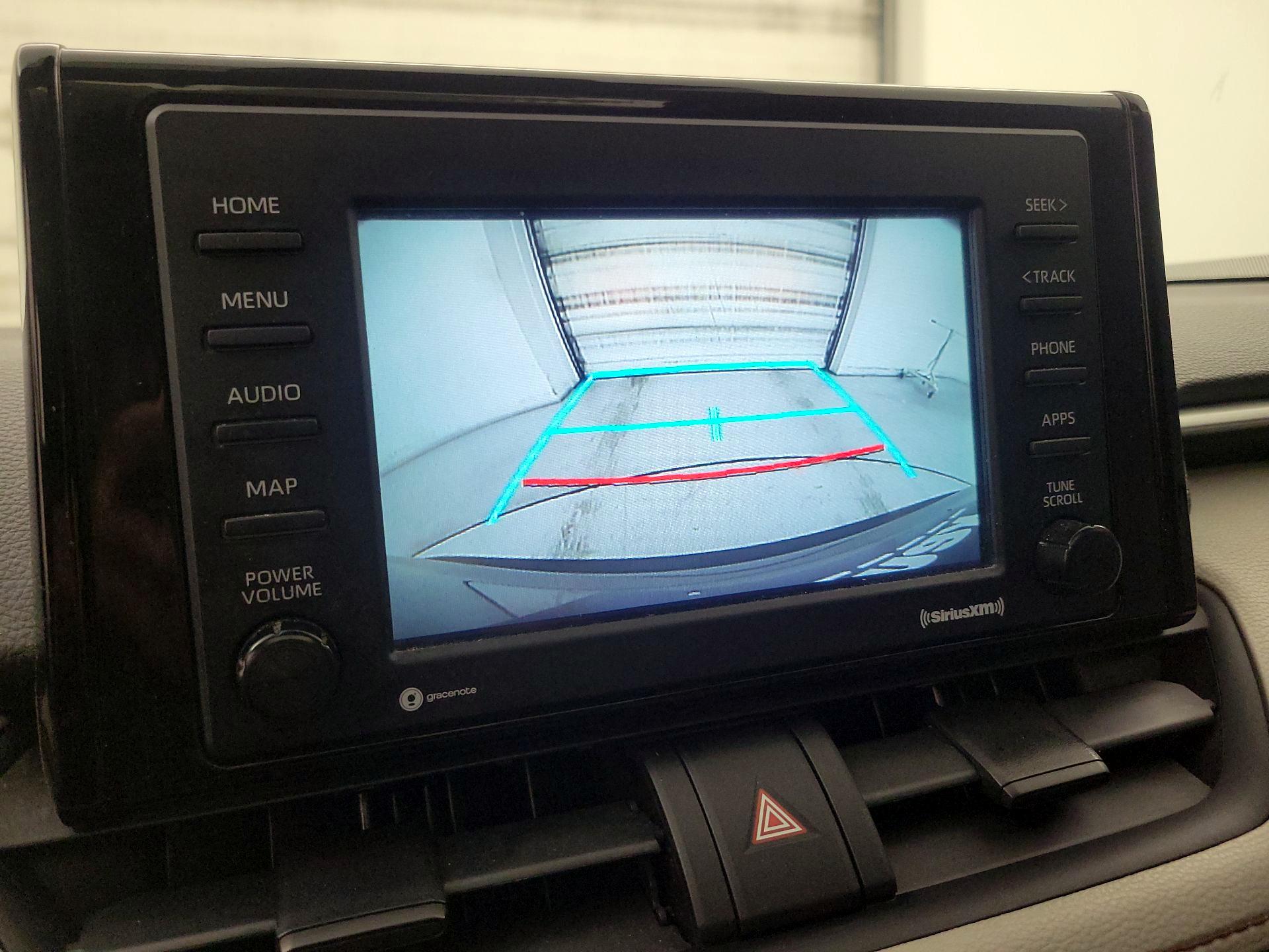 Thumbnail: 2021 Toyota RAV4 - 14