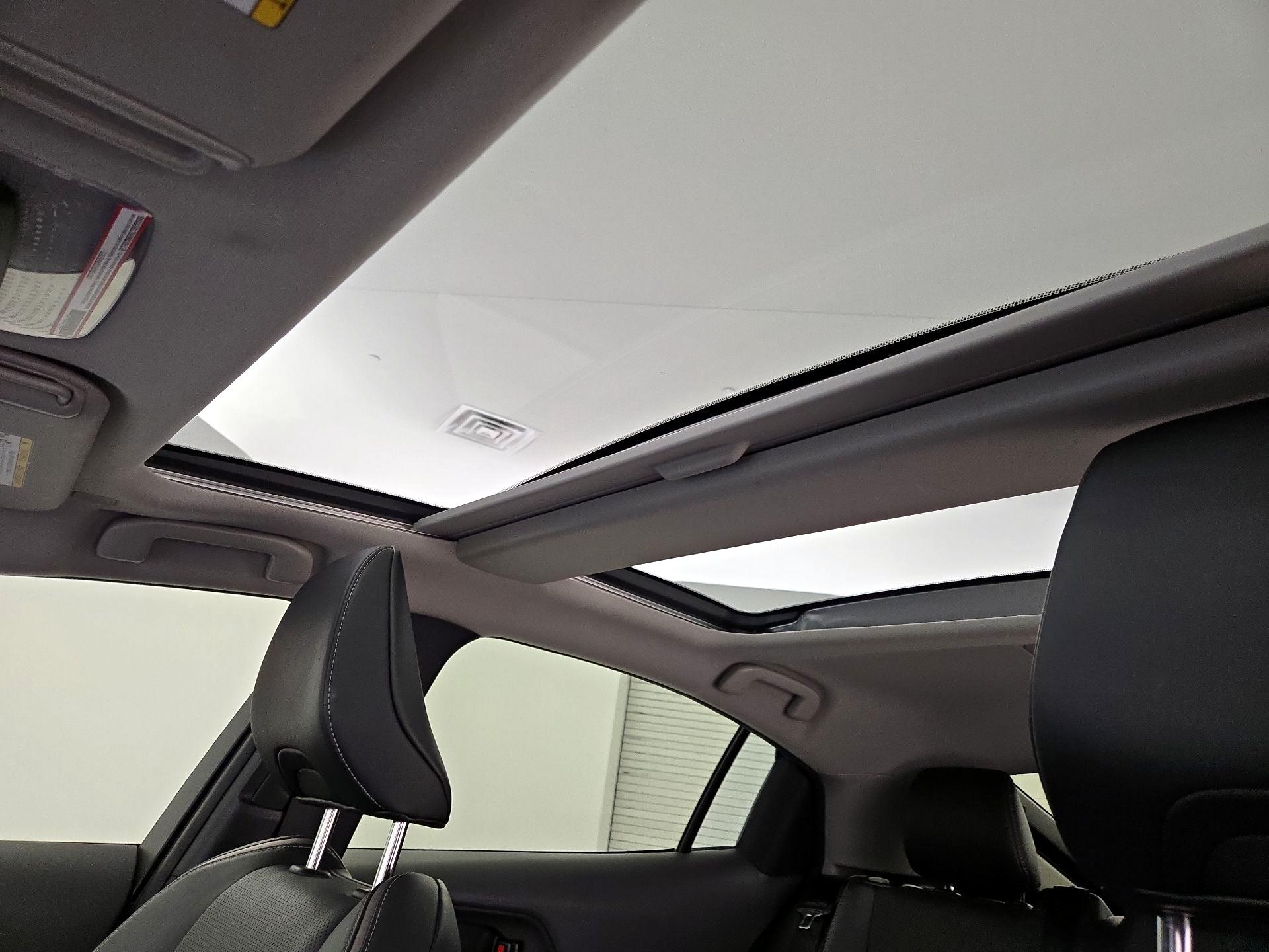 Thumbnail: 2024 Toyota Prius - 20