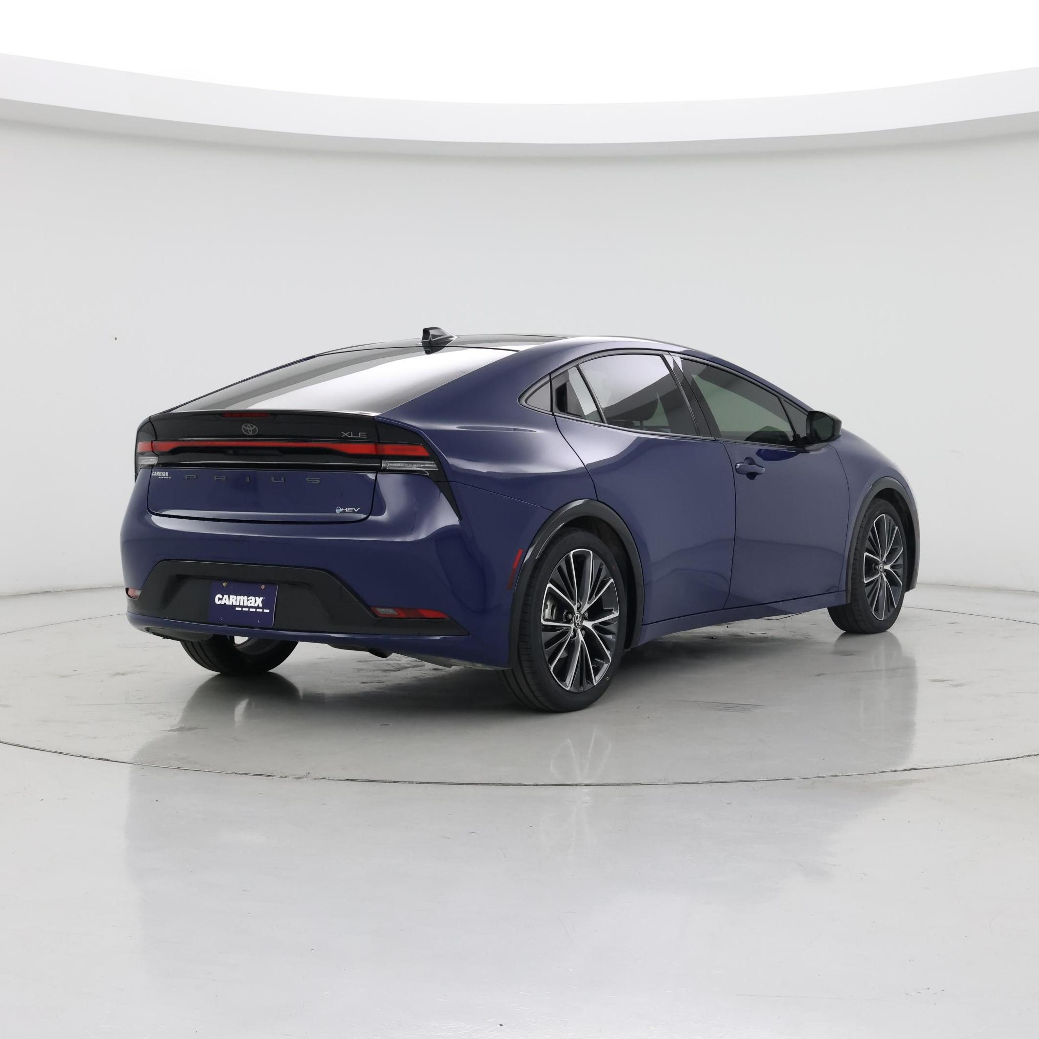 Thumbnail: 2024 Toyota Prius - 8